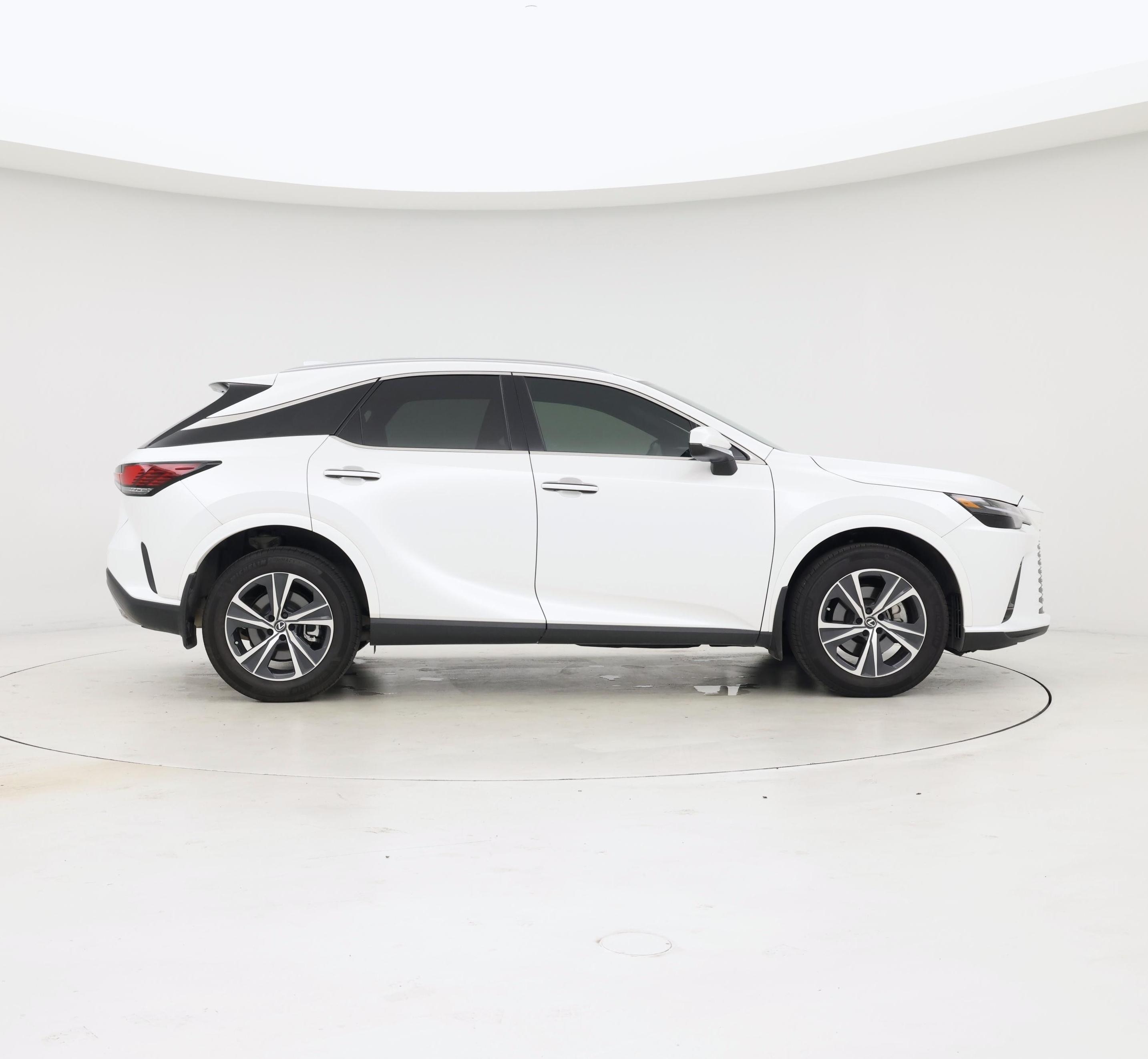 Thumbnail: 2024 Lexus RX - 7