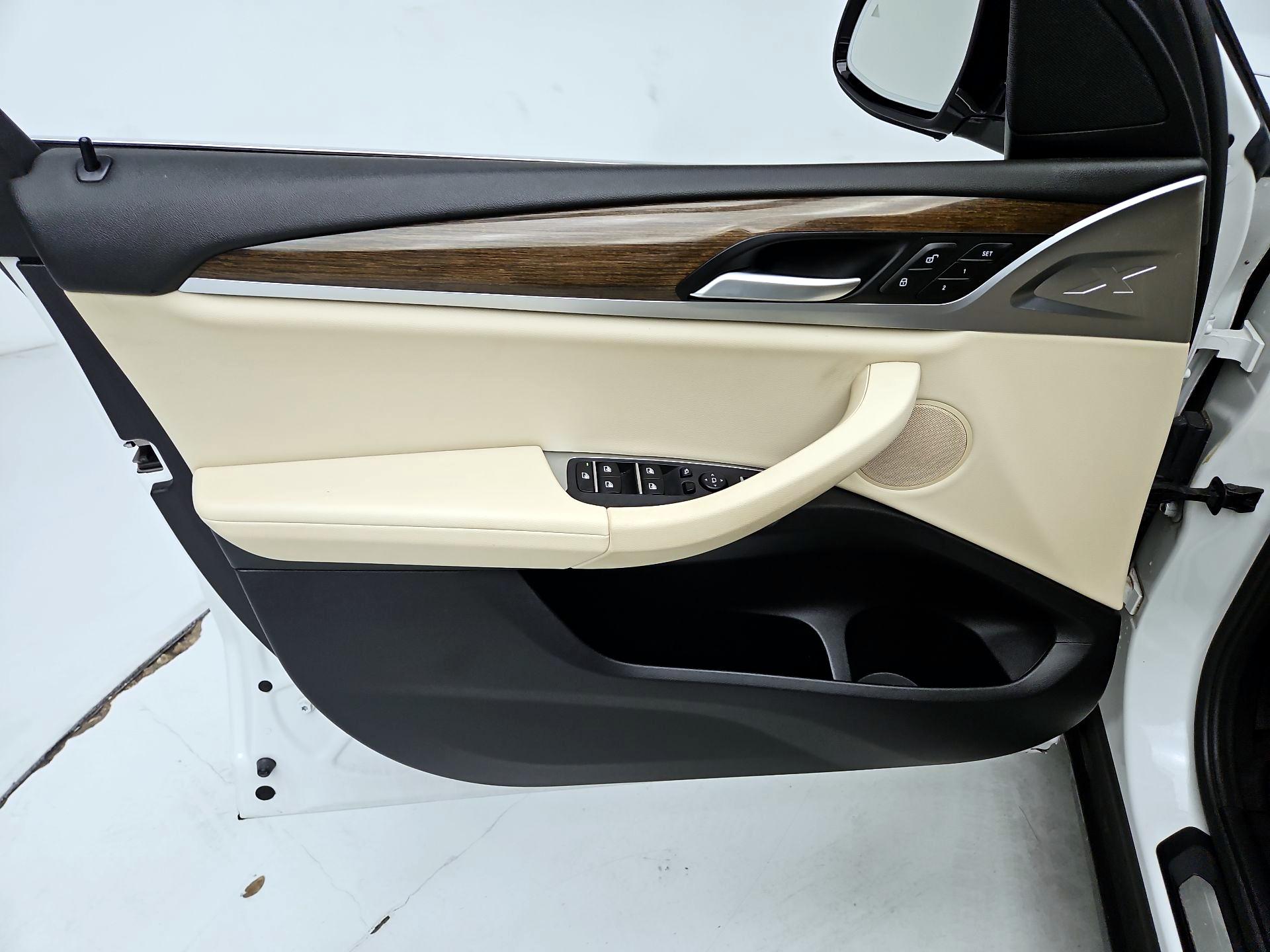 Thumbnail: 2019 BMW X3 - 12
