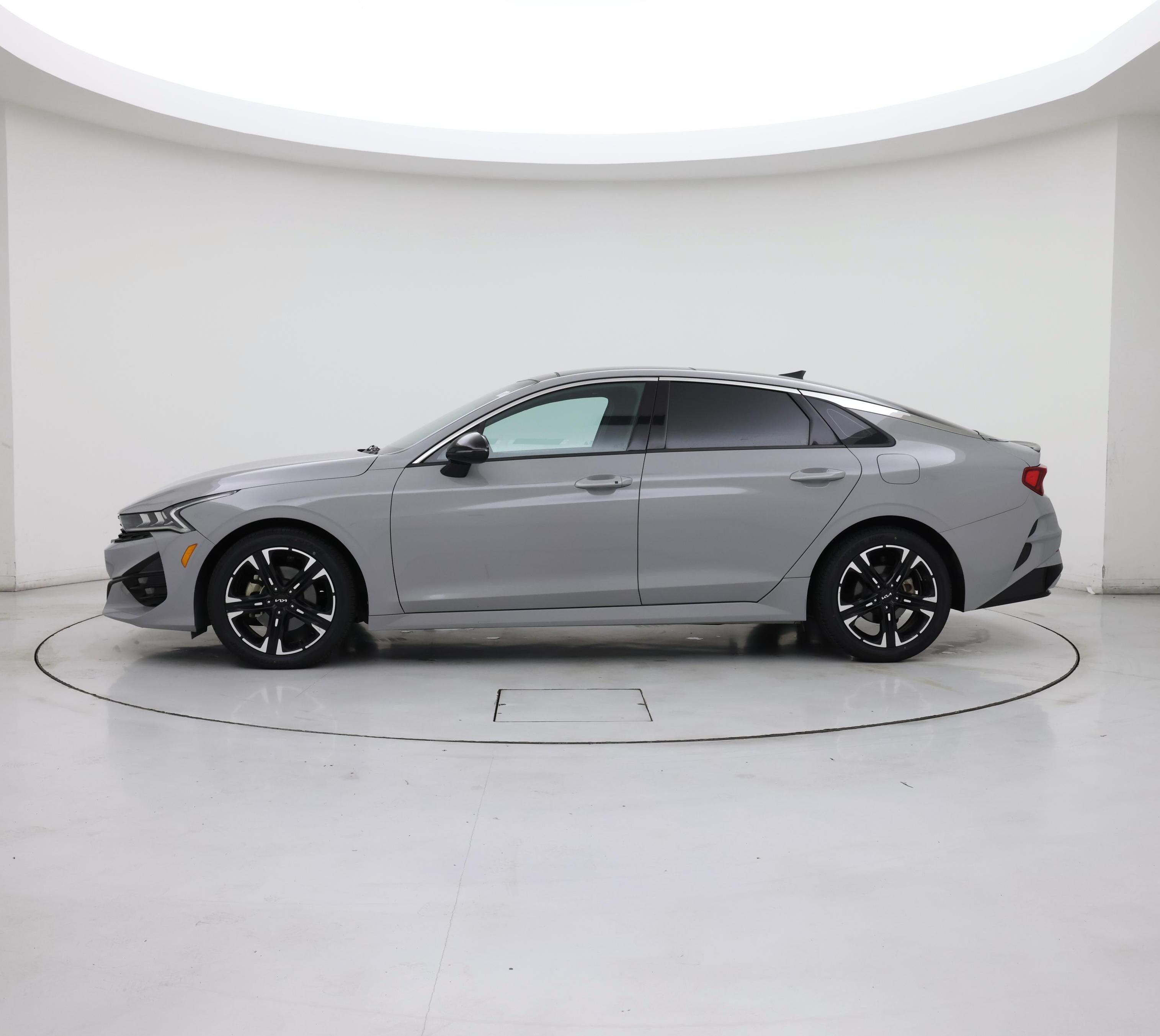 Thumbnail: 2022 Kia K5 - 3