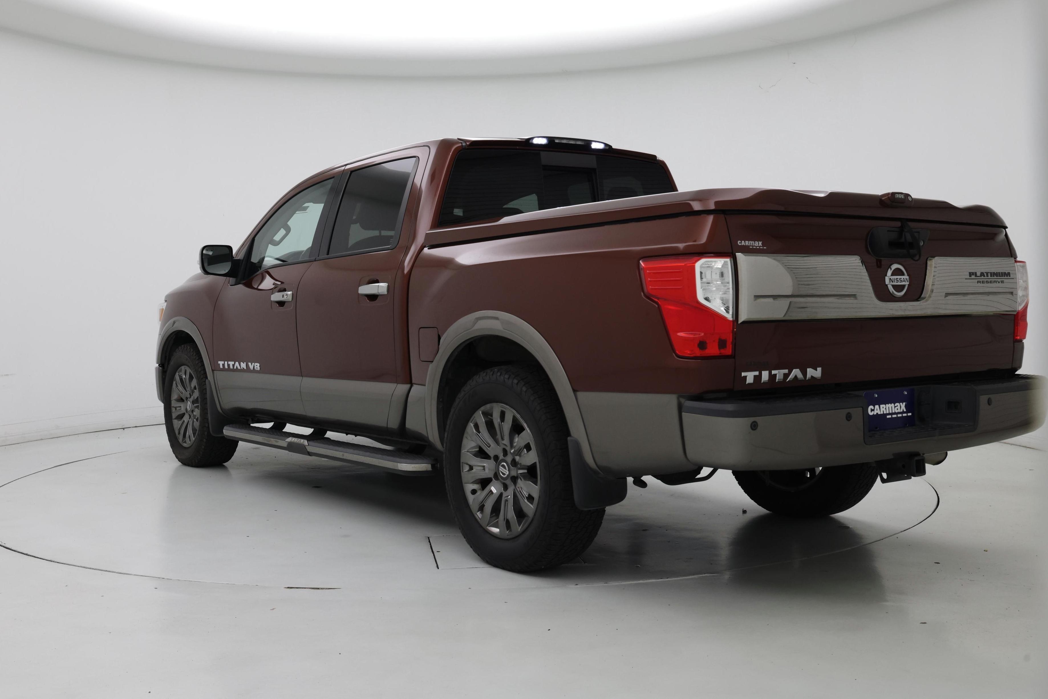 Thumbnail: 2019 Nissan Titan - 2