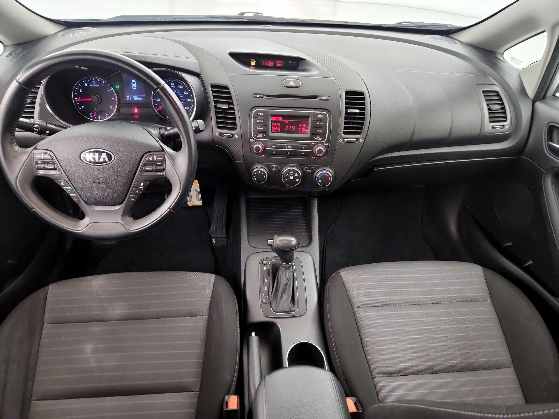 Thumbnail: 2015 Kia Forte - 9