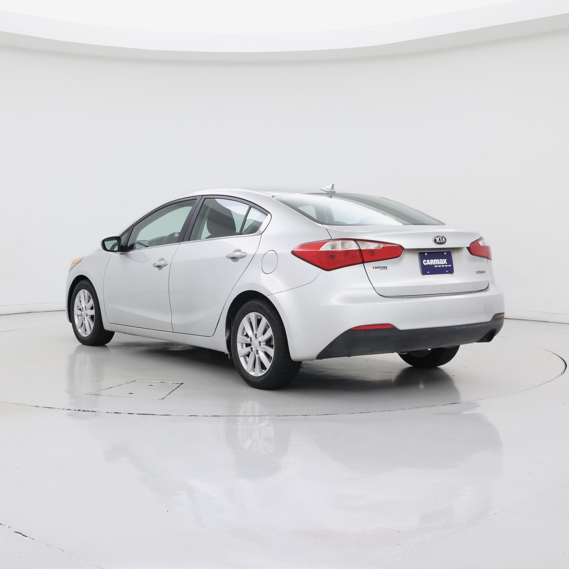 Thumbnail: 2015 Kia Forte - 2