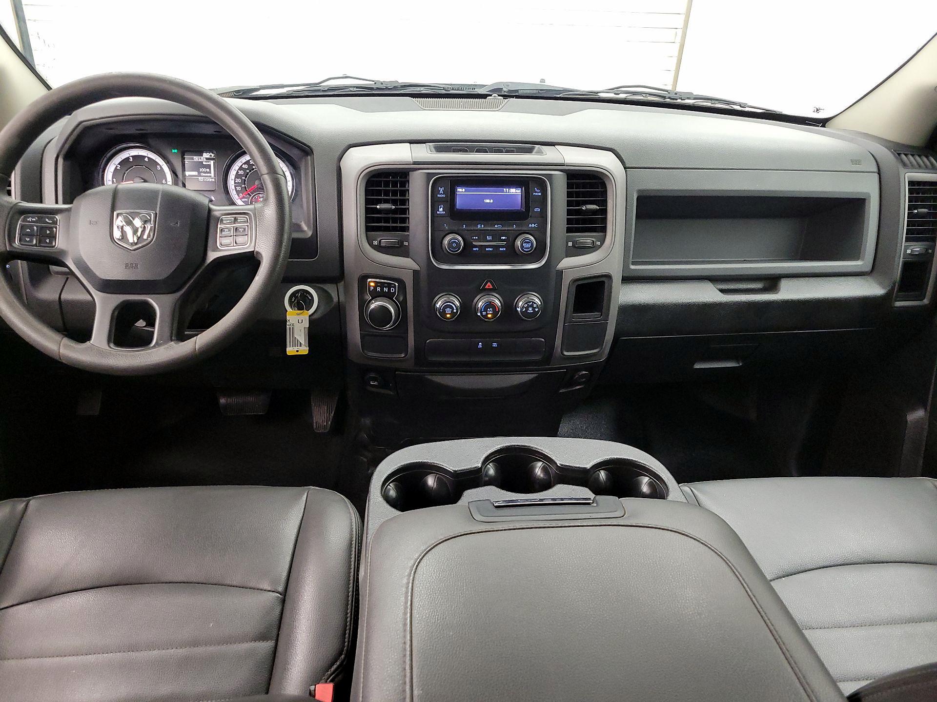 Thumbnail: 2019 RAM 1500 Classic - 9