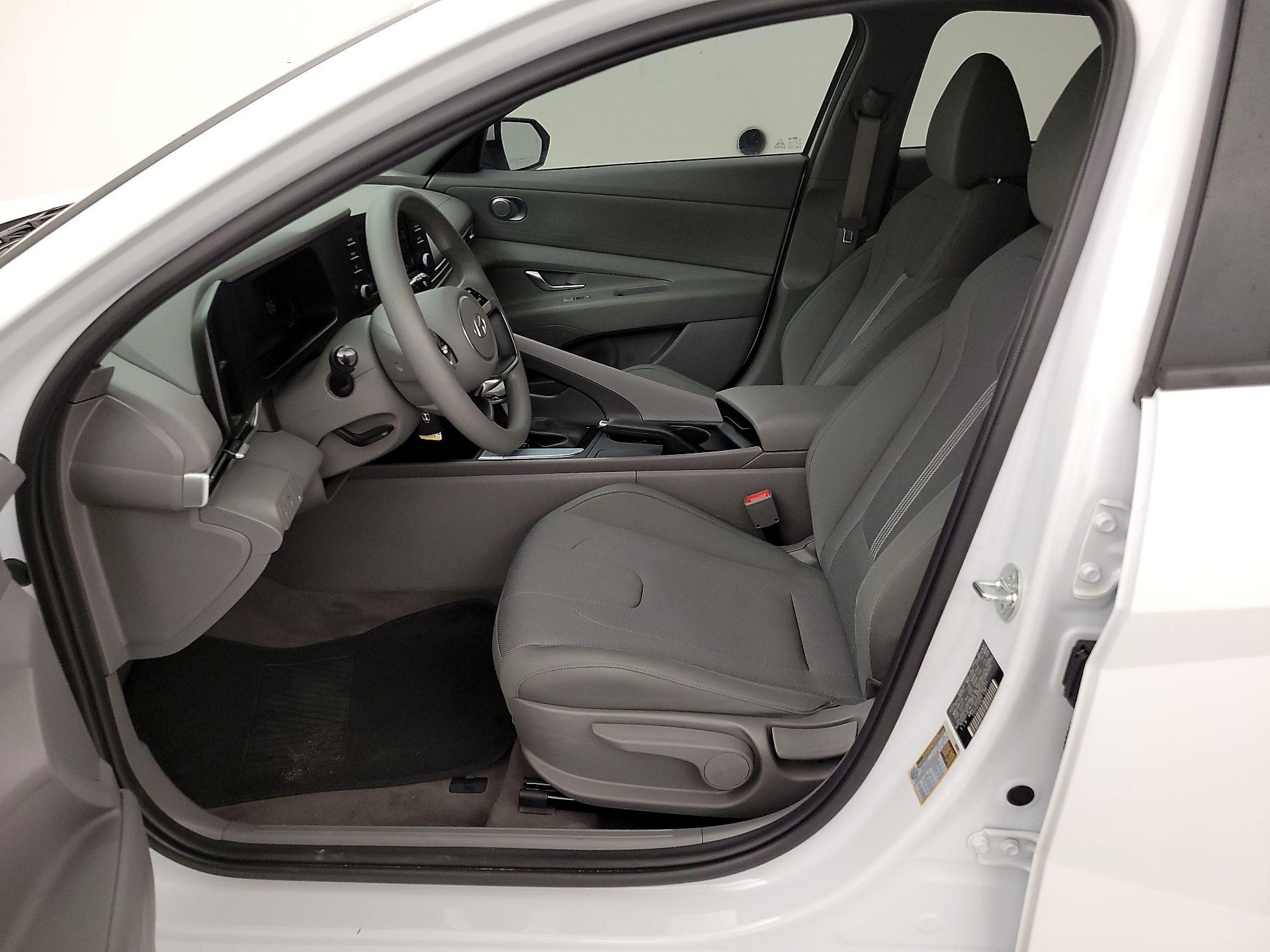 Thumbnail: 2024 Hyundai Elantra - 11