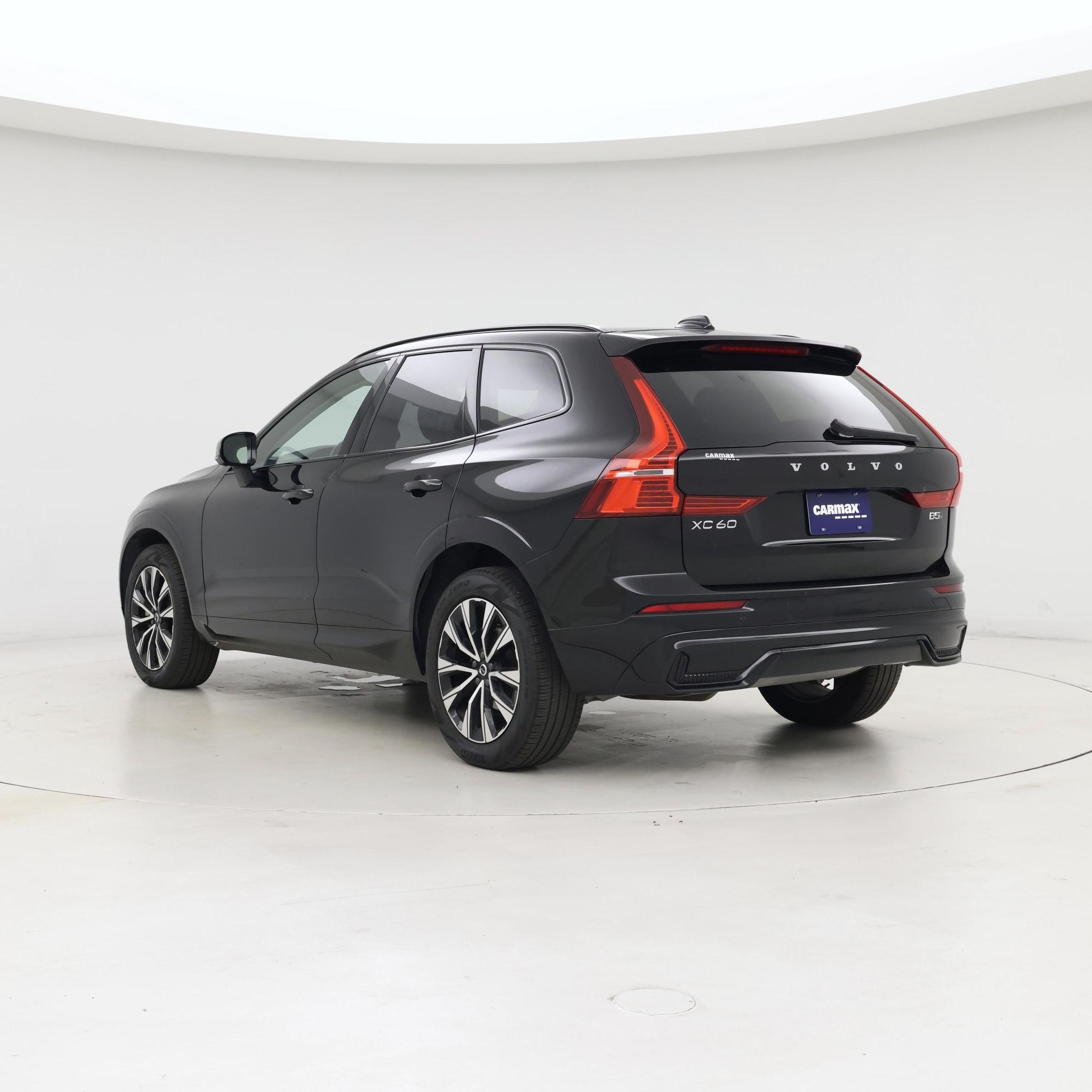 Thumbnail: 2025 Volvo XC60 - 2