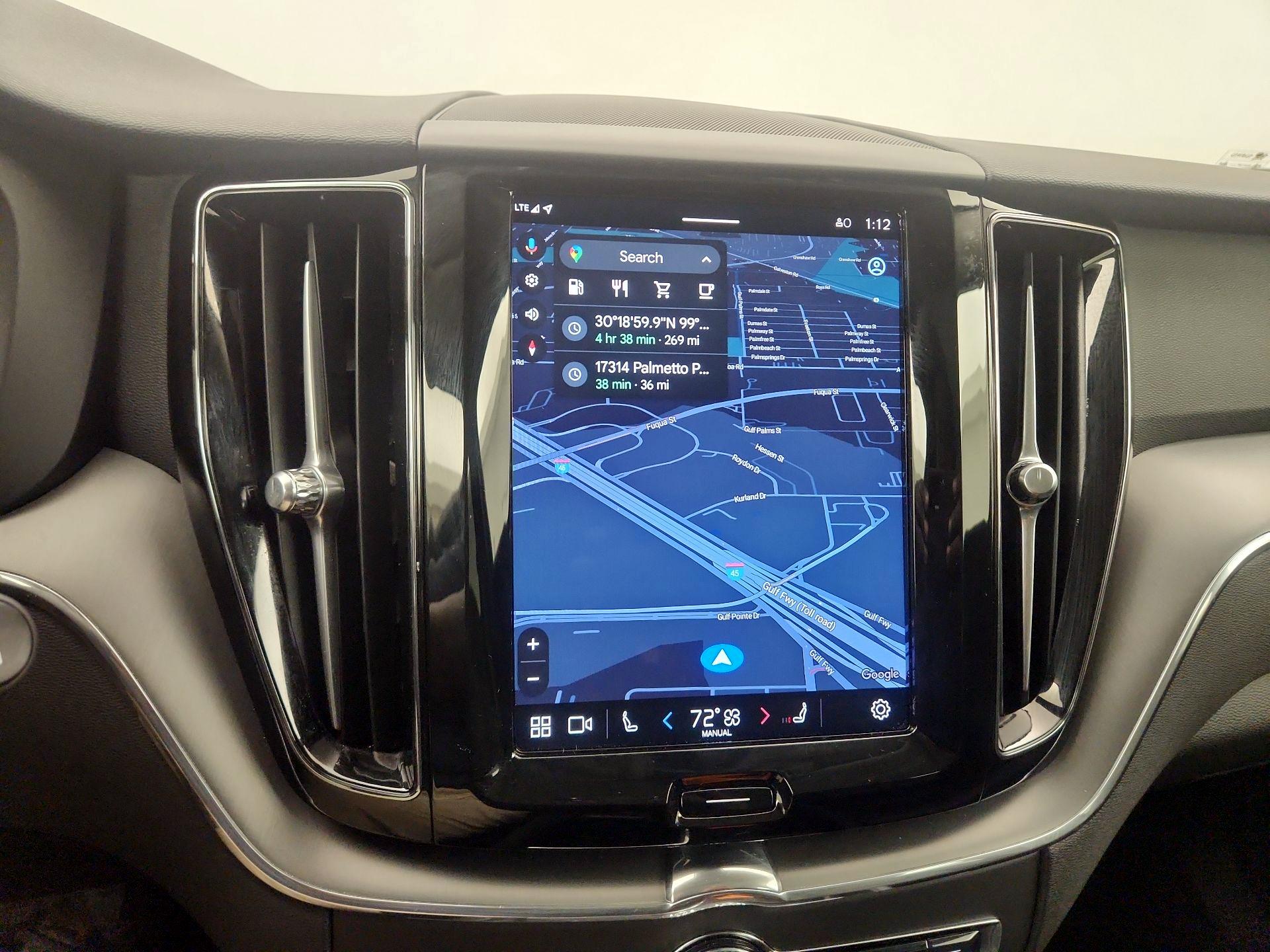 Thumbnail: 2025 Volvo XC60 - 14