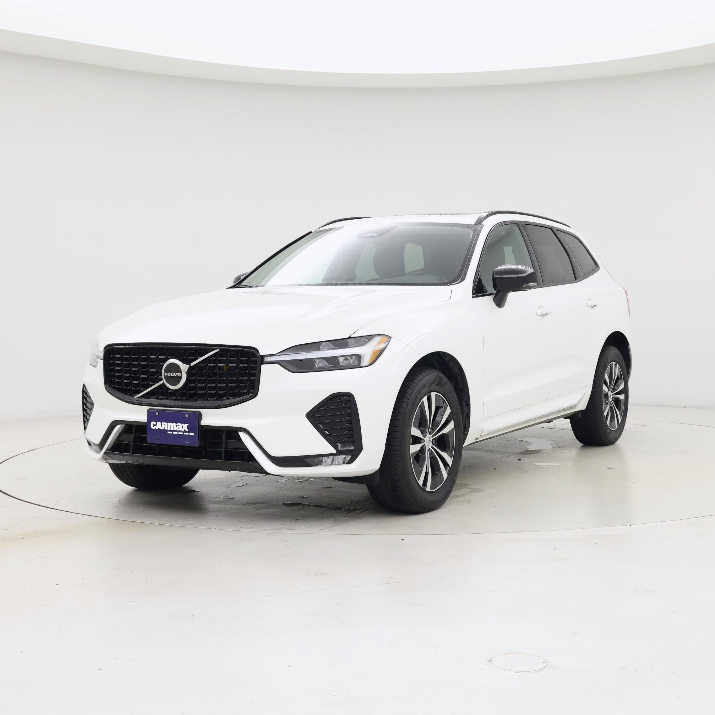 Thumbnail: 2025 Volvo XC60 - 4