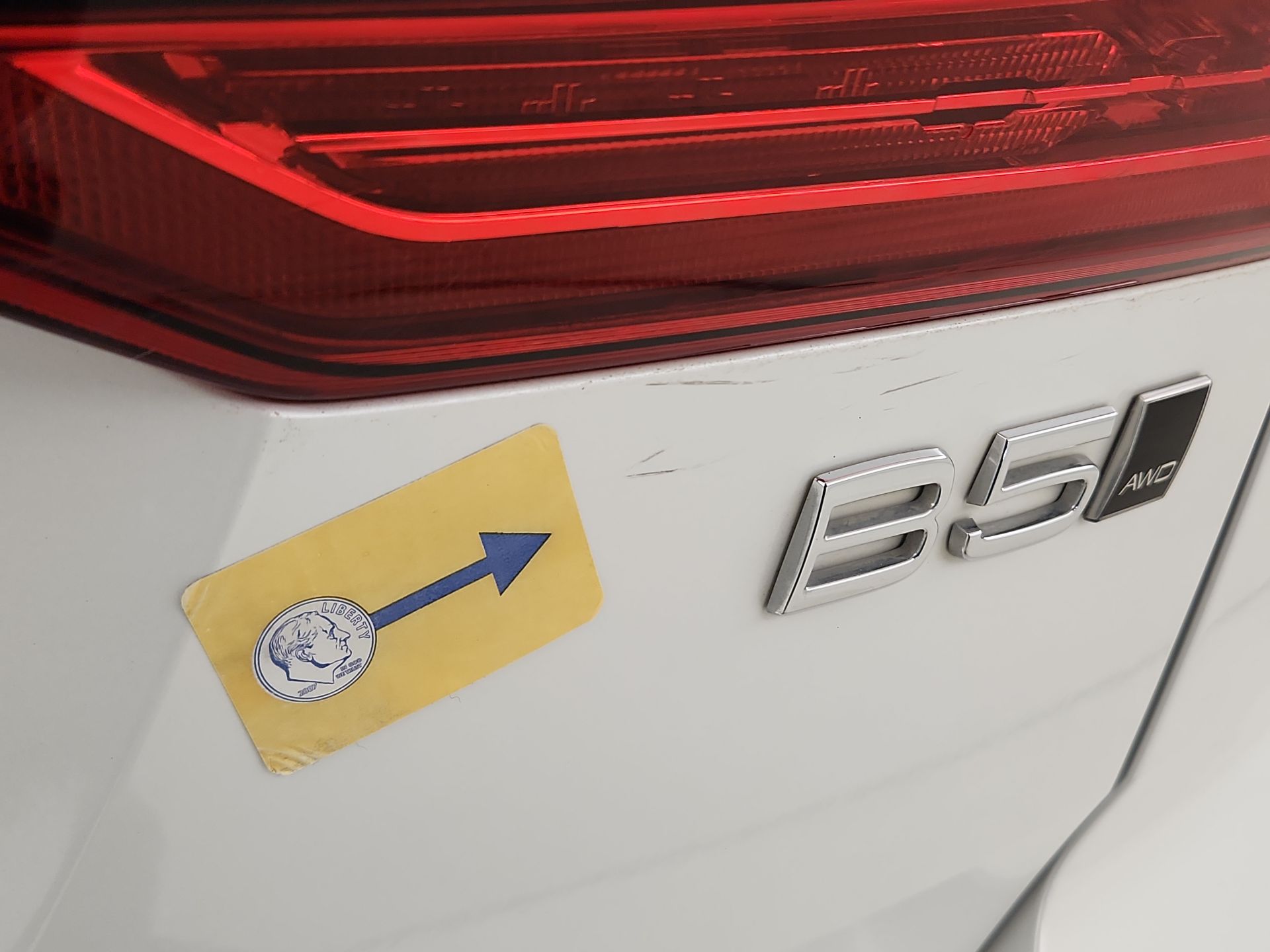 Thumbnail: 2025 Volvo XC60 - 19