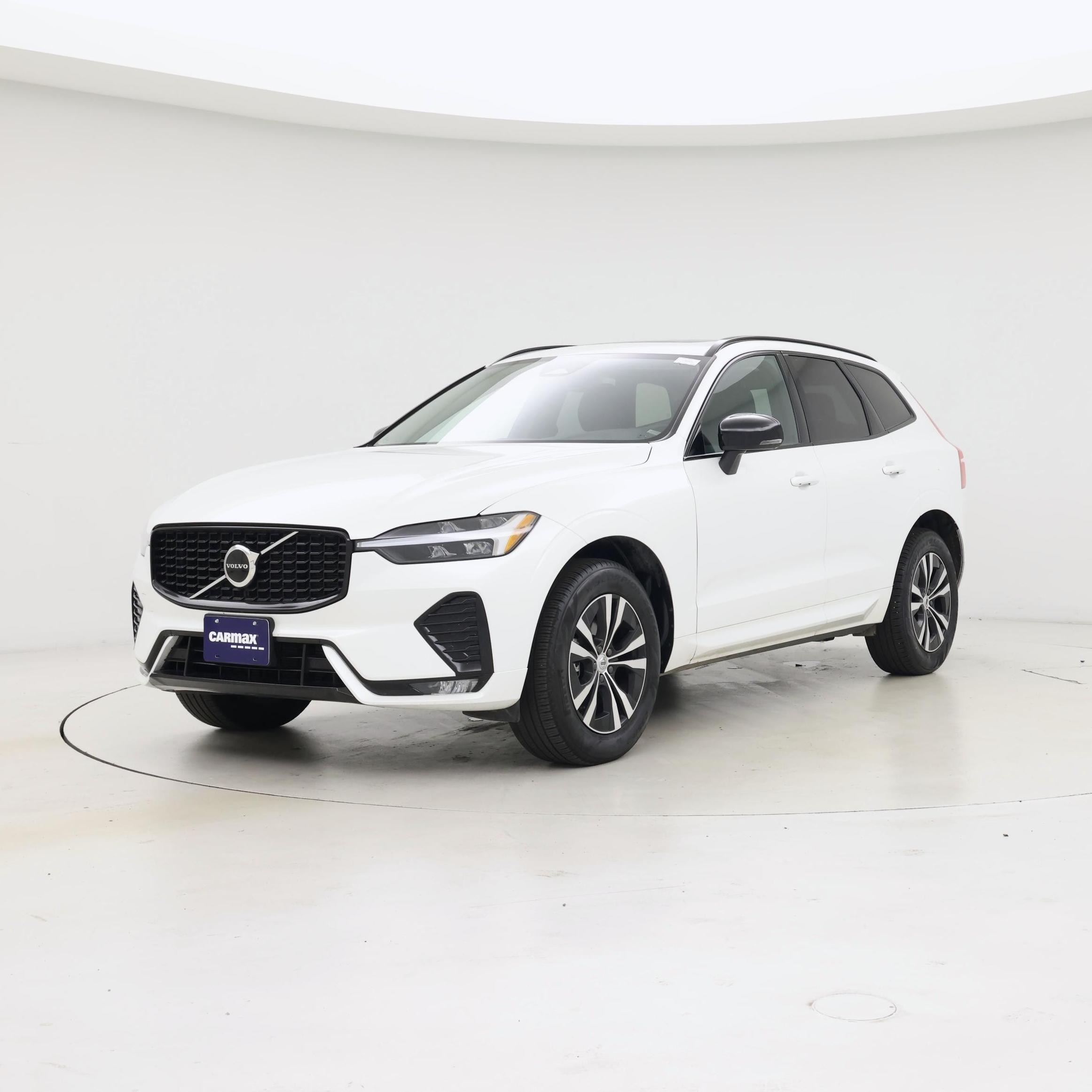 Thumbnail: 2025 Volvo XC60 - 4