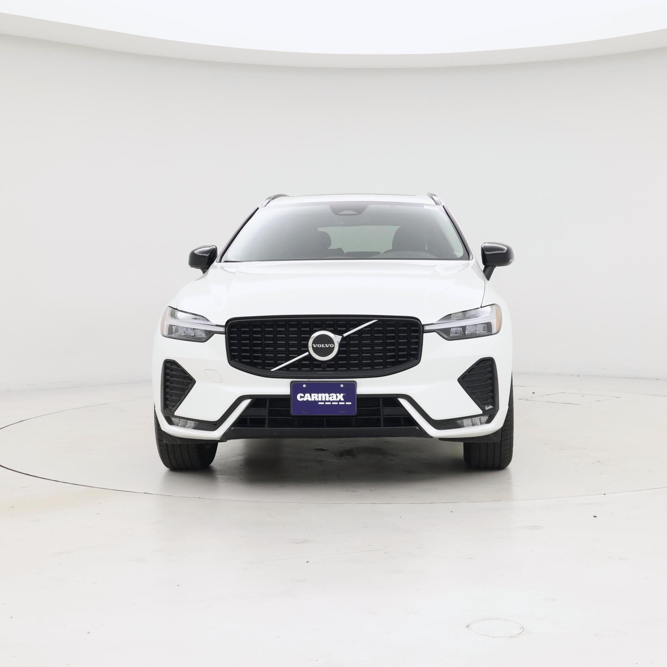 Thumbnail: 2025 Volvo XC60 - 5