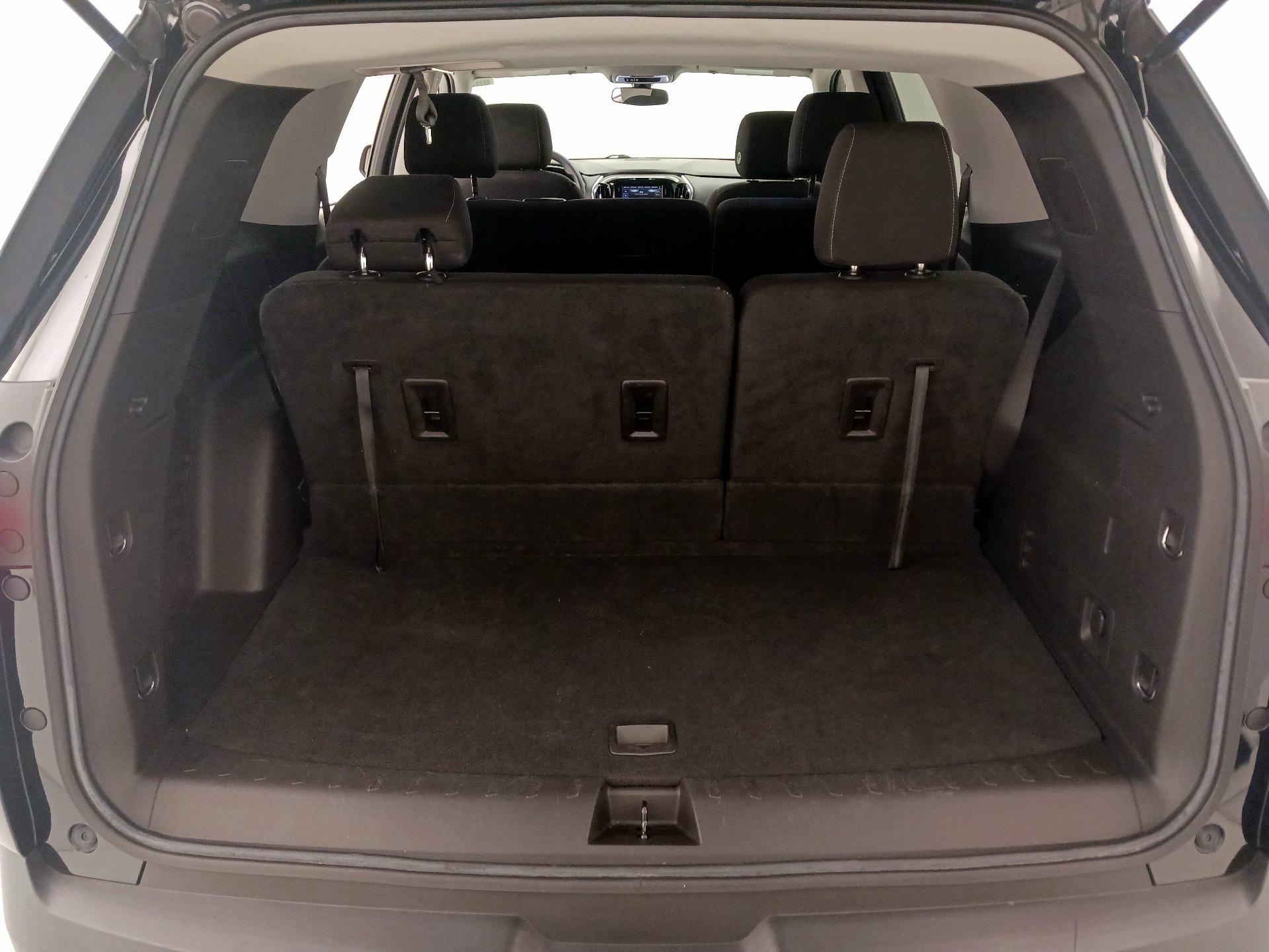 Thumbnail: 2021 Chevrolet Traverse - 20
