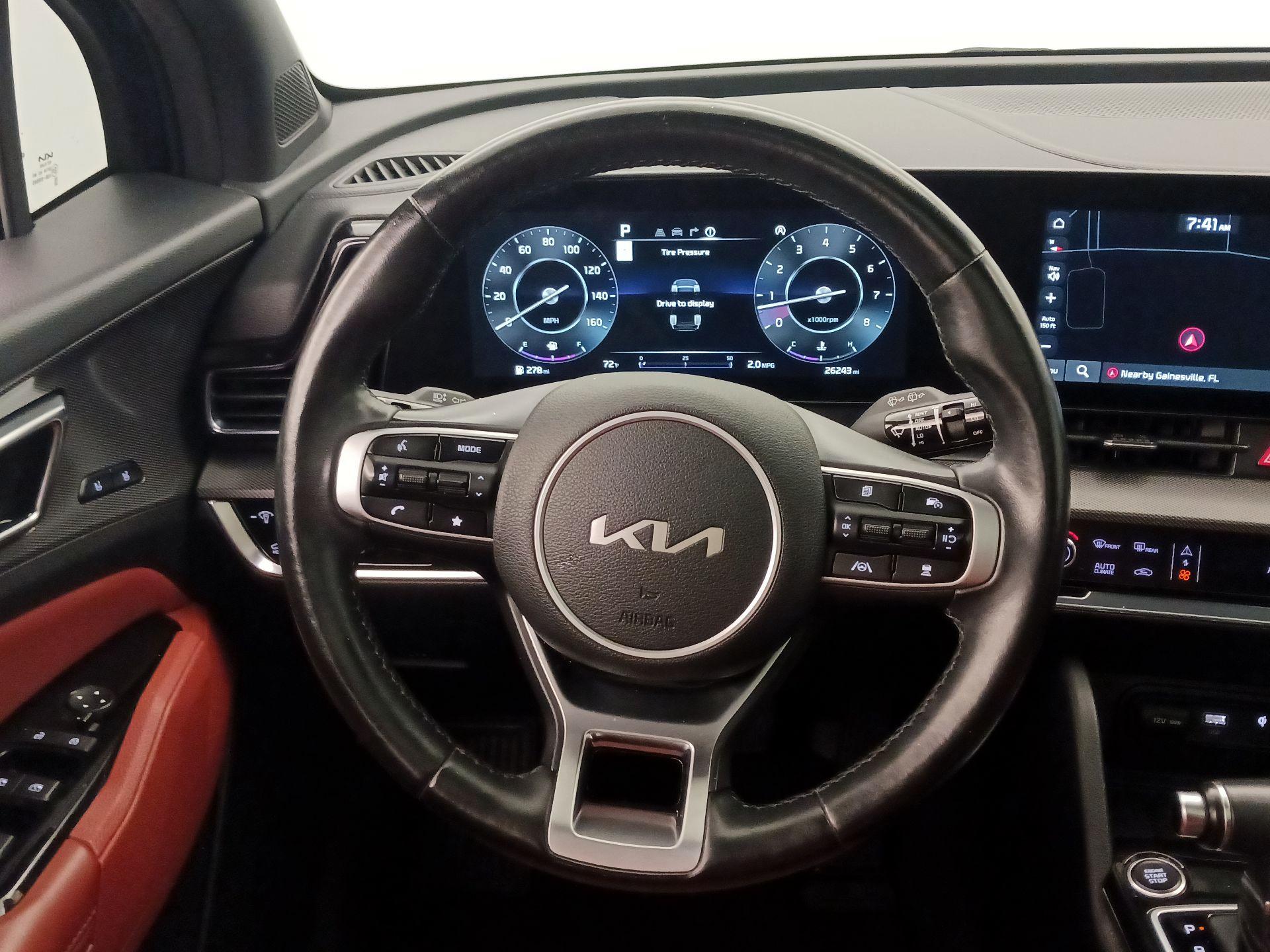 Thumbnail: 2023 Kia Sportage - 10
