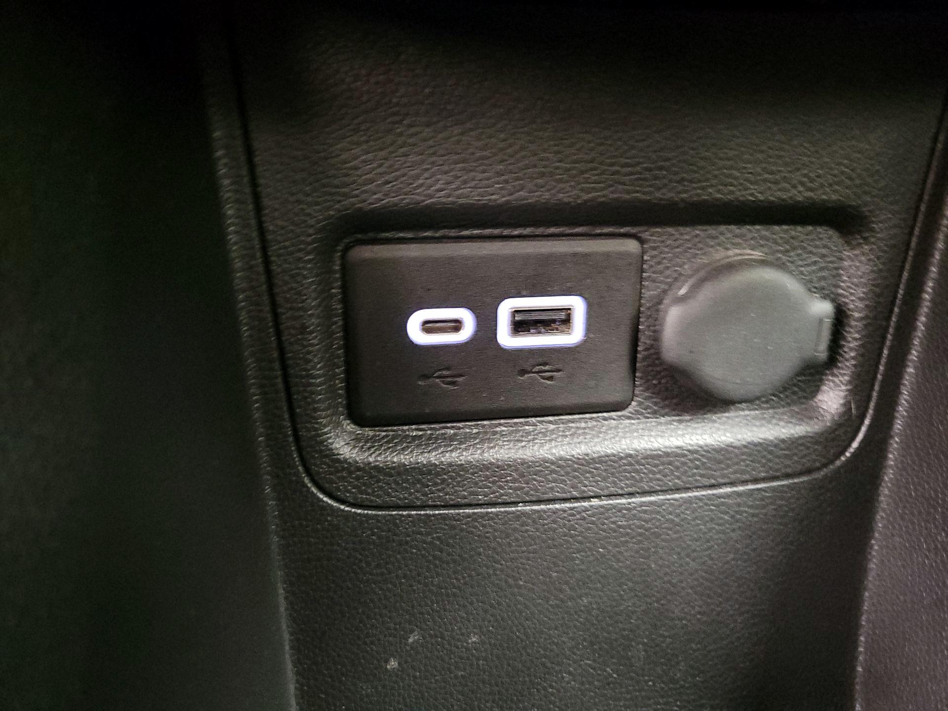 Thumbnail: 2021 Chevrolet Spark - 18