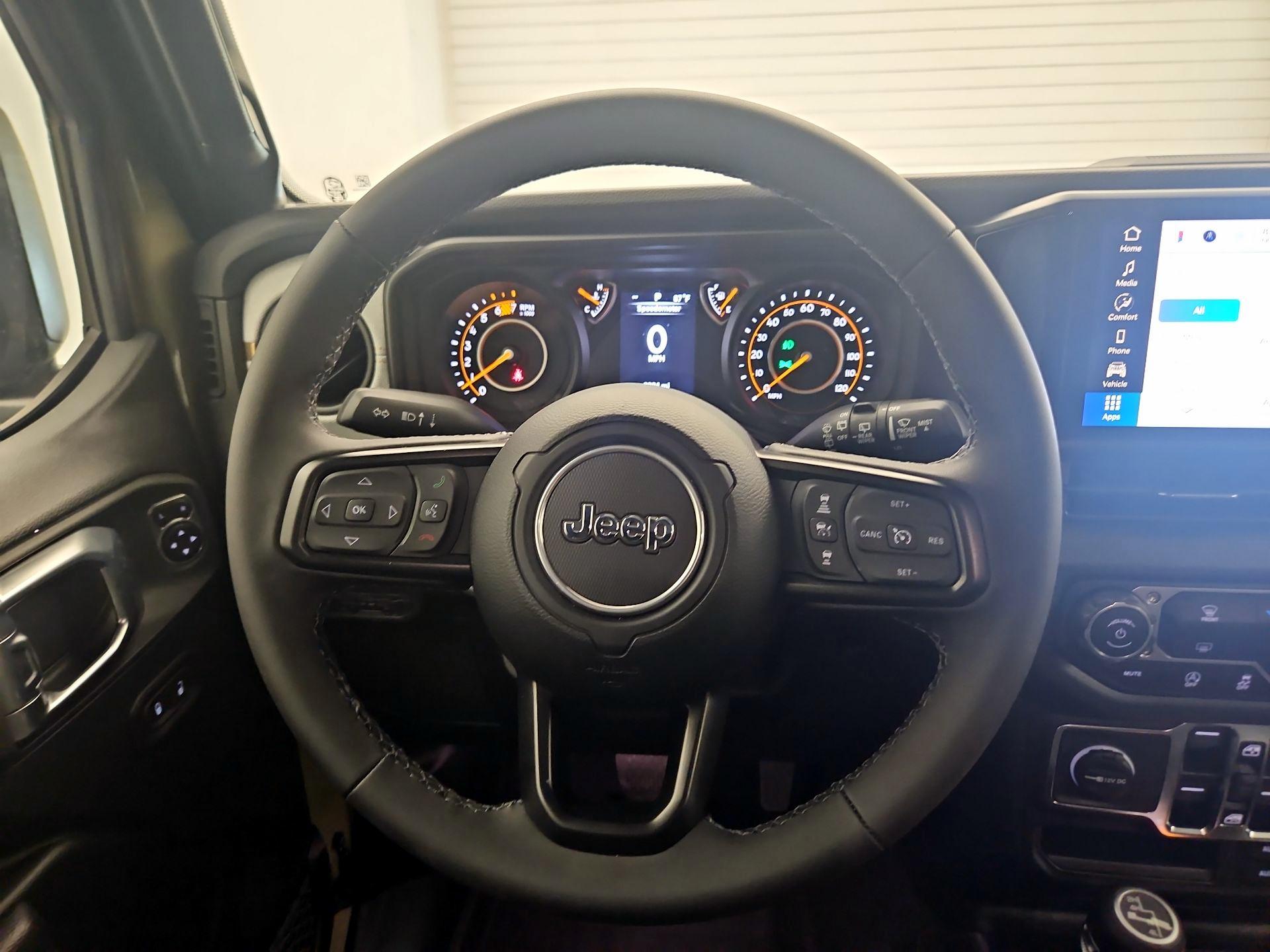 Thumbnail: 2025 Jeep Wrangler - 10