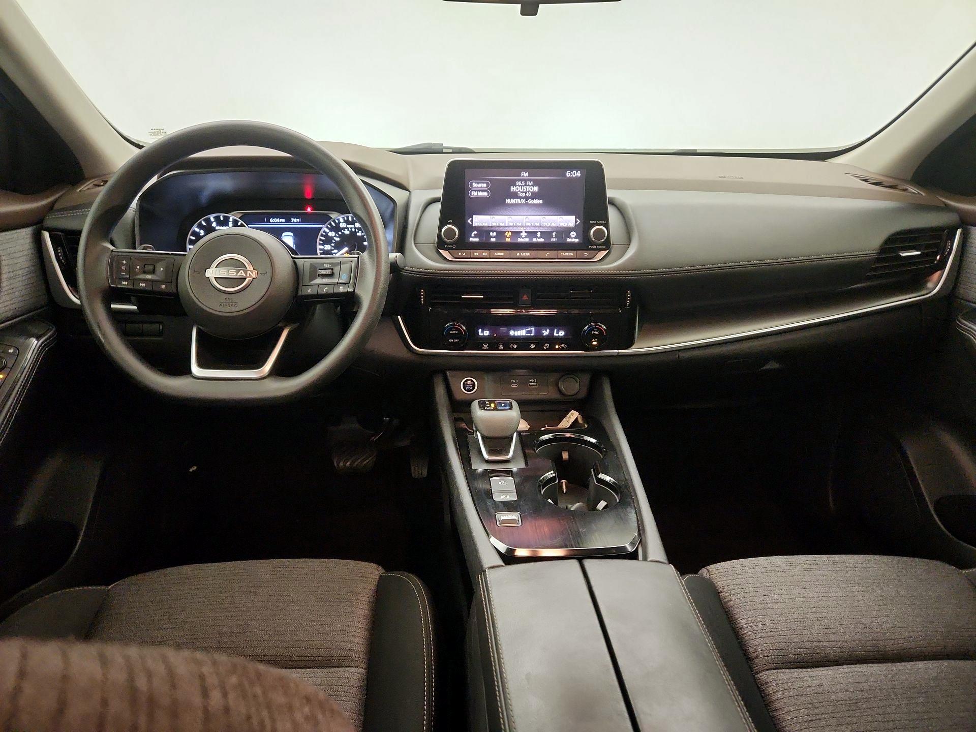 Thumbnail: 2022 Nissan Rogue - 9