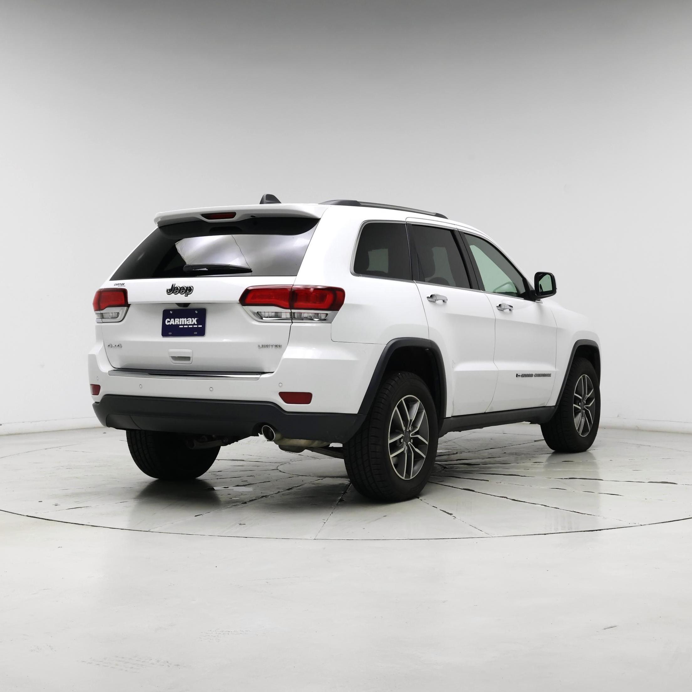 Thumbnail: 2022 Jeep Grand Cherokee - 8