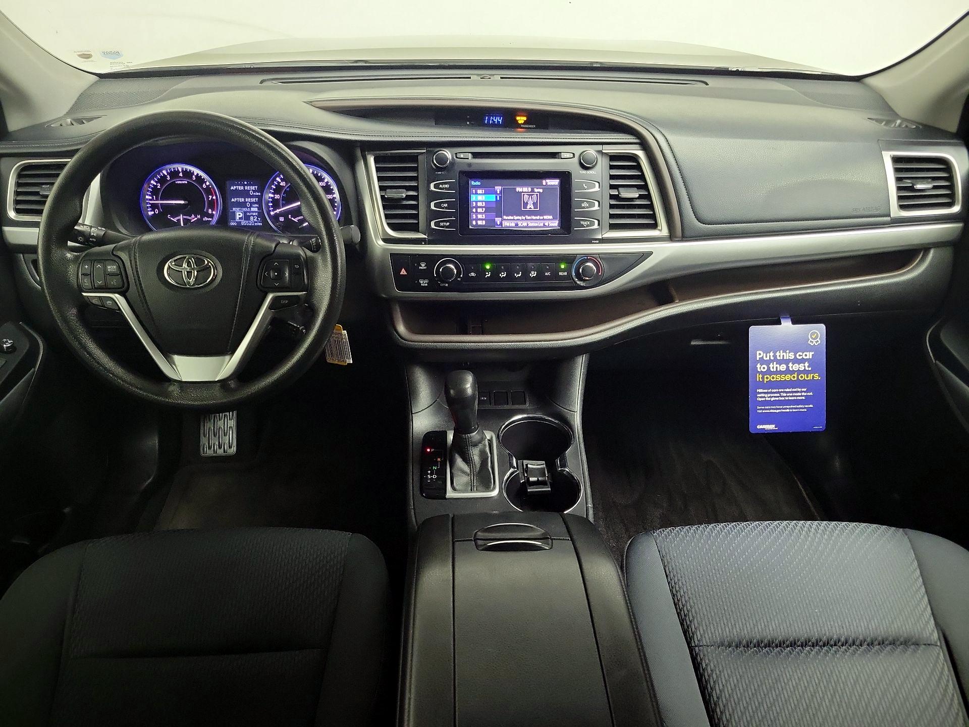 Thumbnail: 2015 Toyota Highlander - 9
