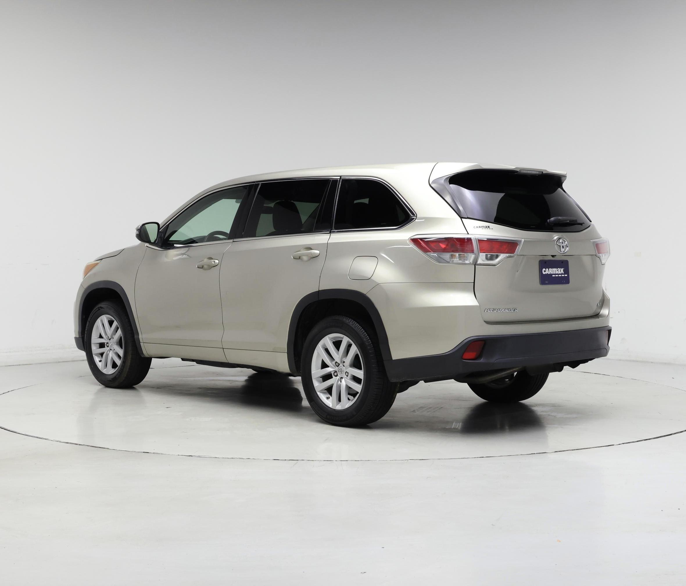 Thumbnail: 2015 Toyota Highlander - 2