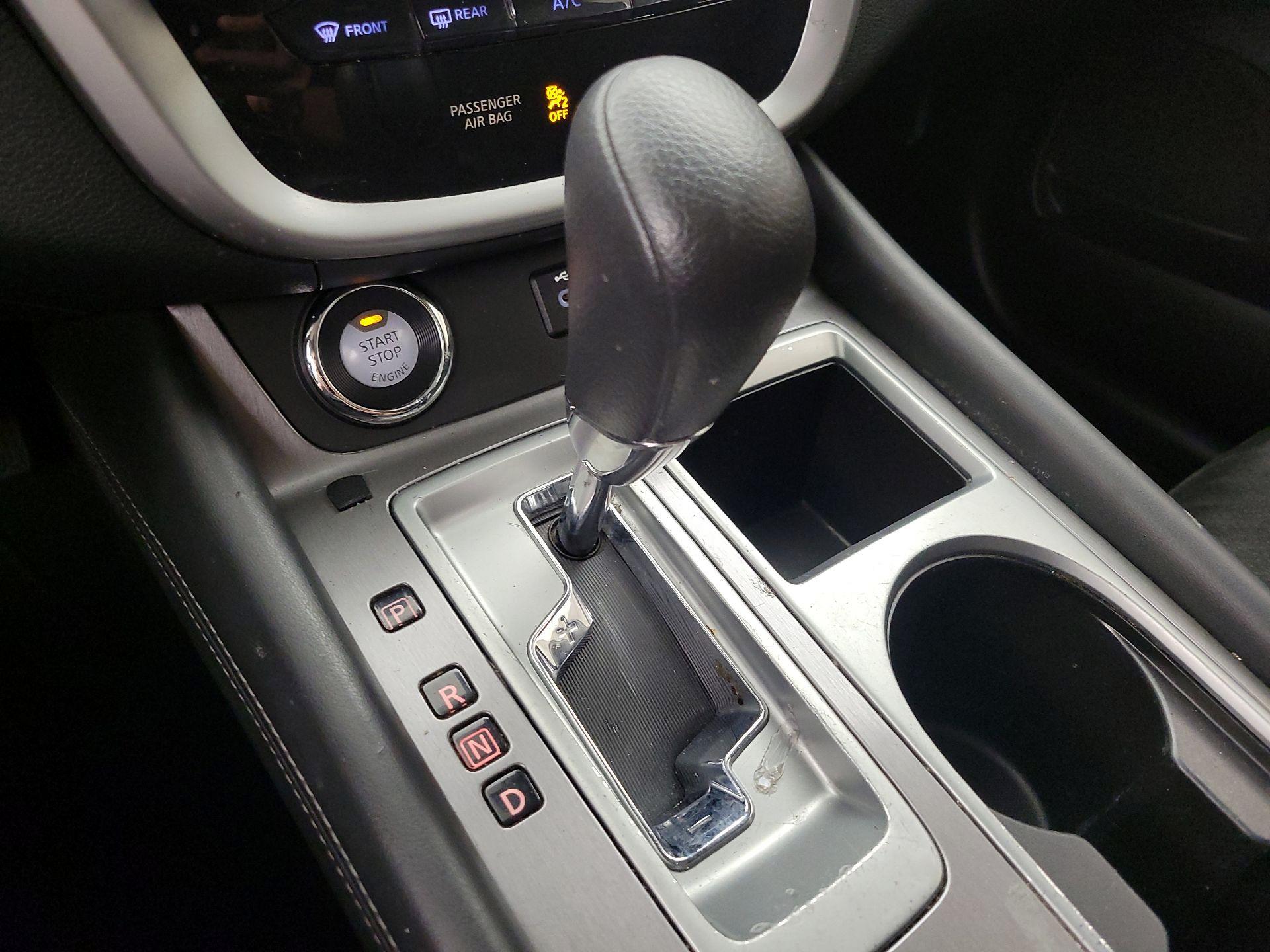 Thumbnail: 2020 Nissan Murano - 17