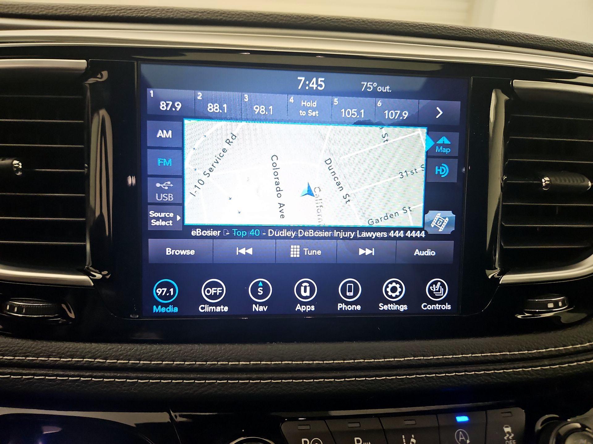 Thumbnail: 2020 Chrysler Pacifica - 15