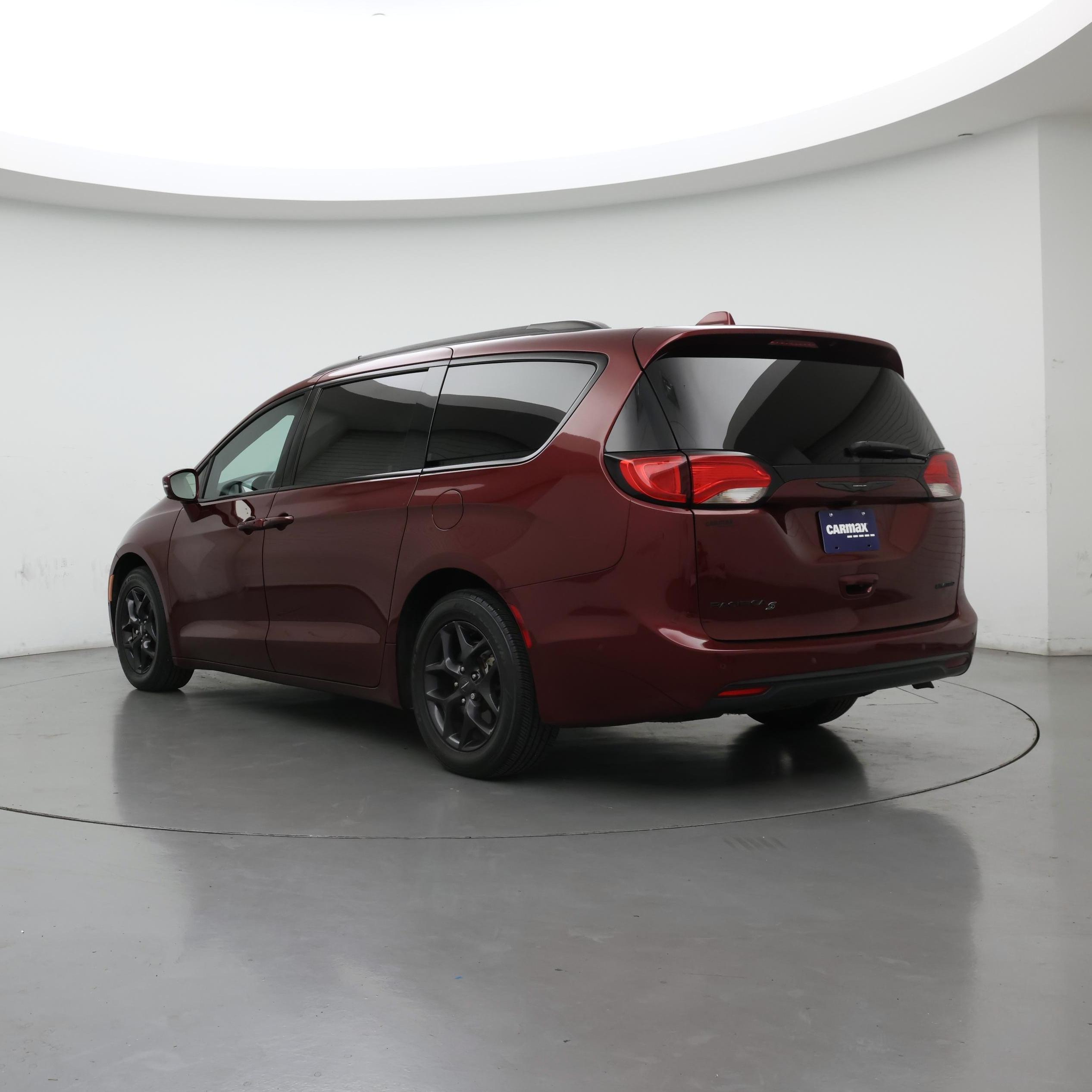 Thumbnail: 2020 Chrysler Pacifica - 2