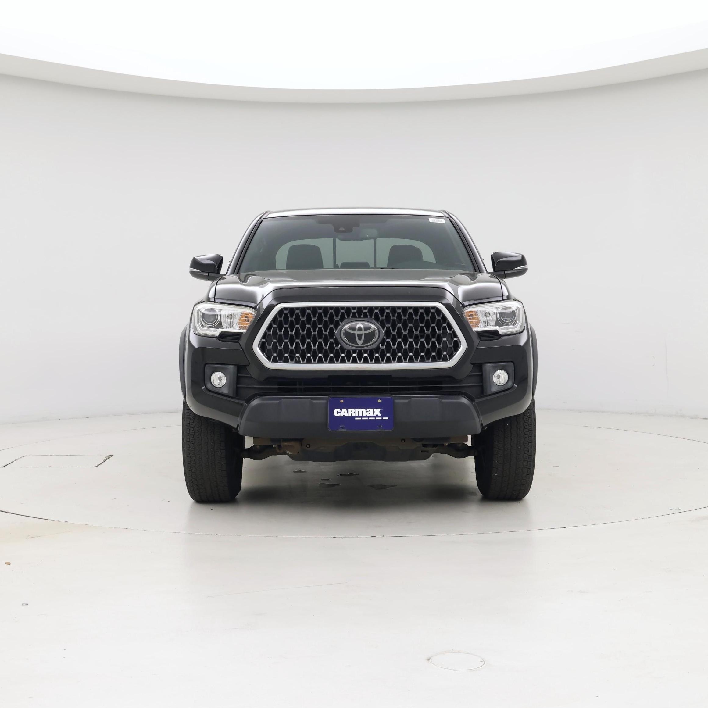Thumbnail: 2018 Toyota Tacoma - 5