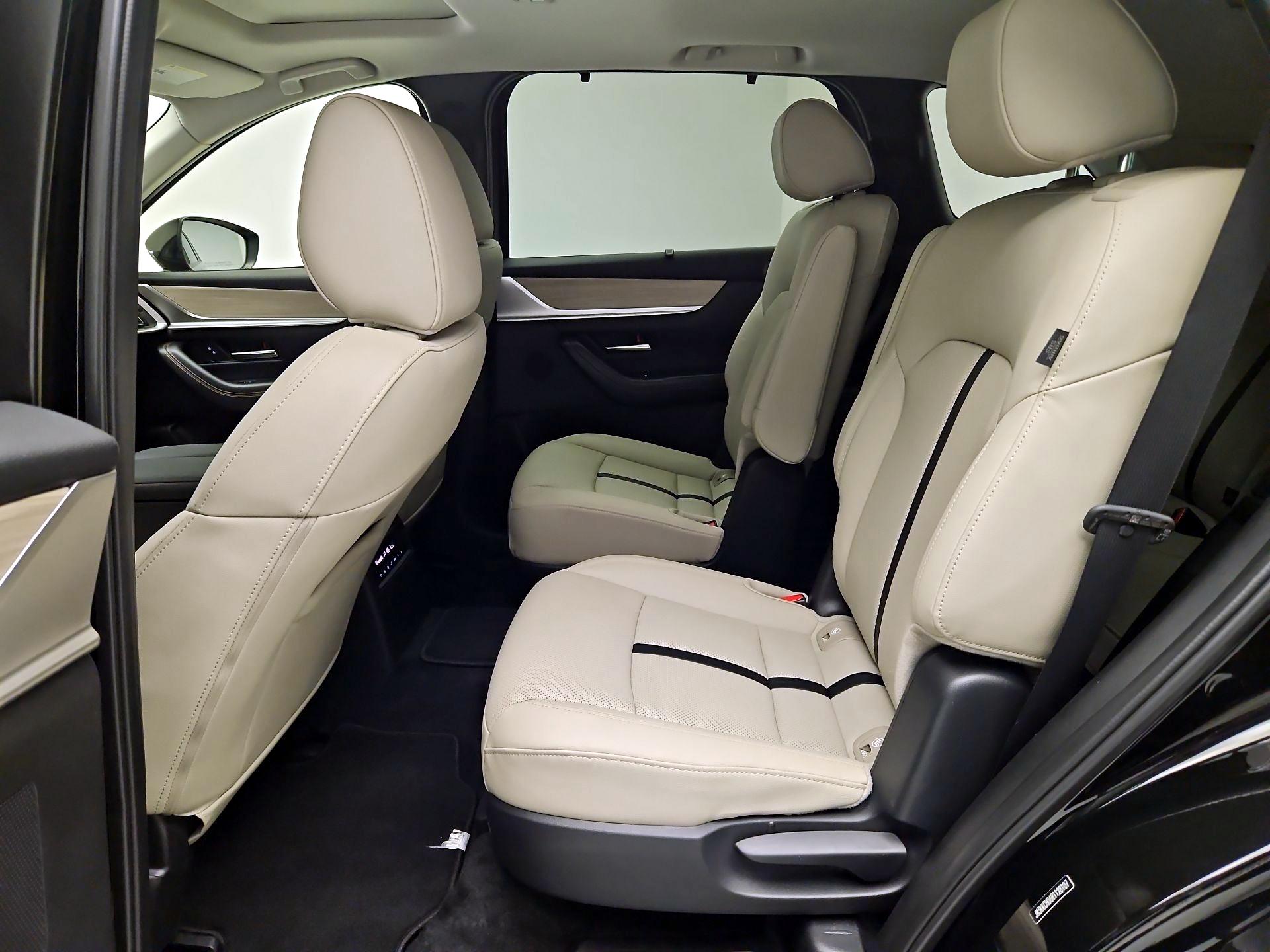 Thumbnail: 2024 Mazda CX-90 - 17