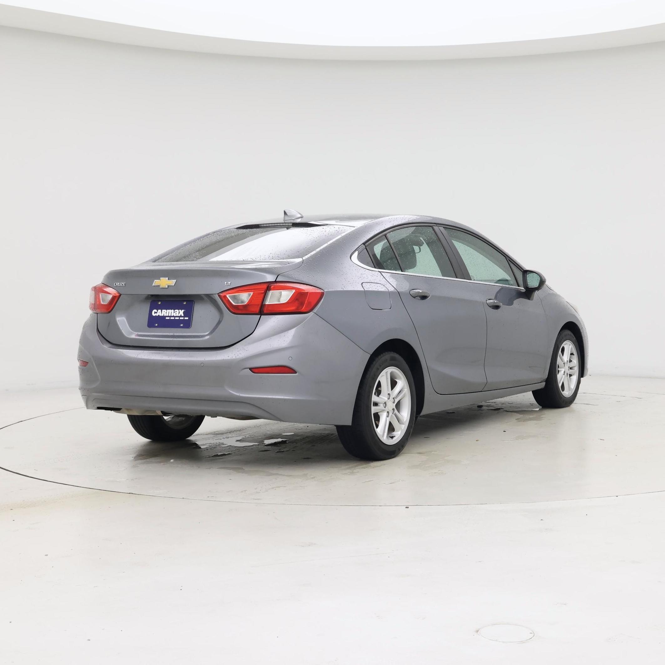 Thumbnail: 2018 Chevrolet Cruze - 8