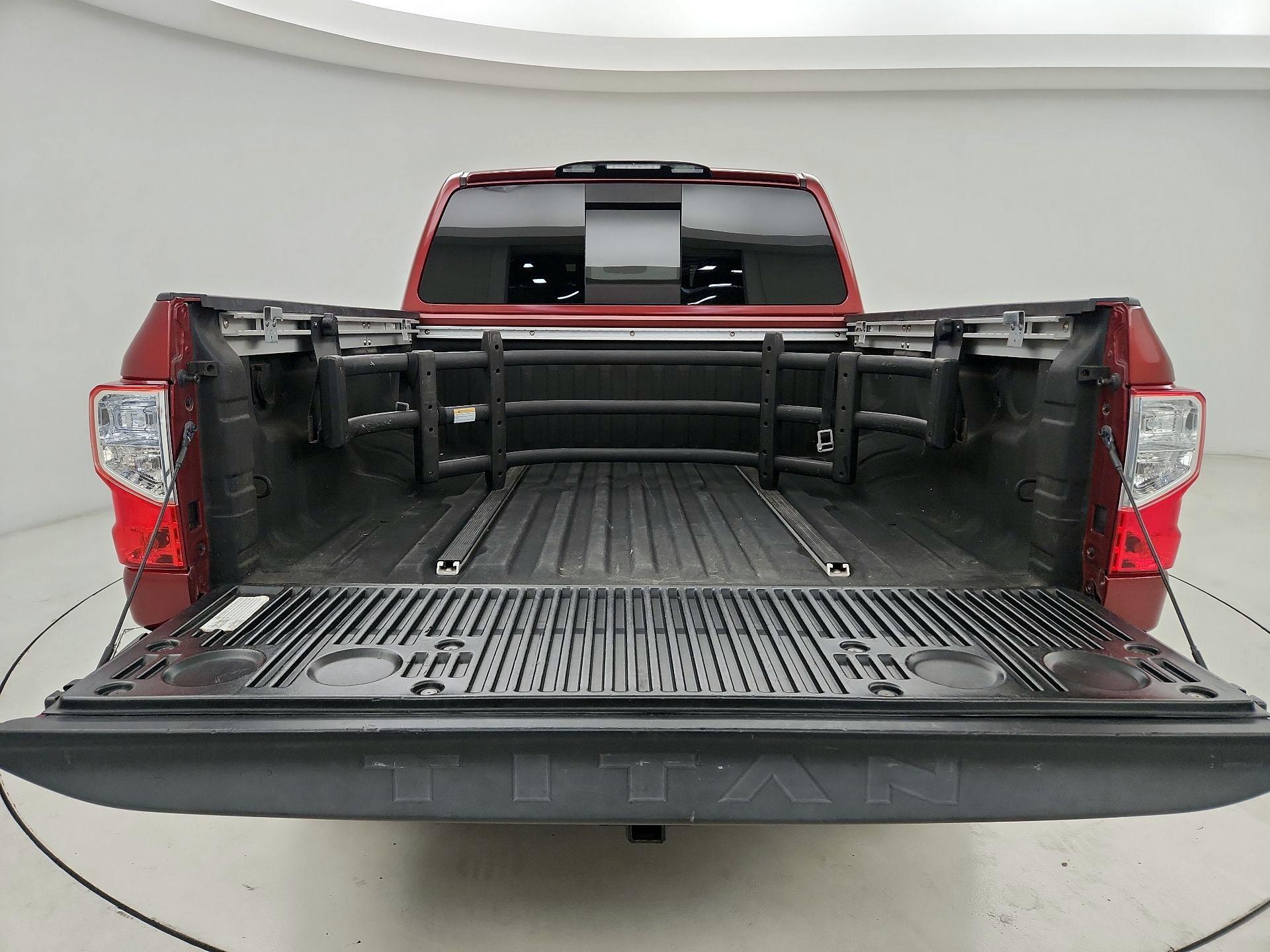 Thumbnail: 2017 Nissan Titan - 16