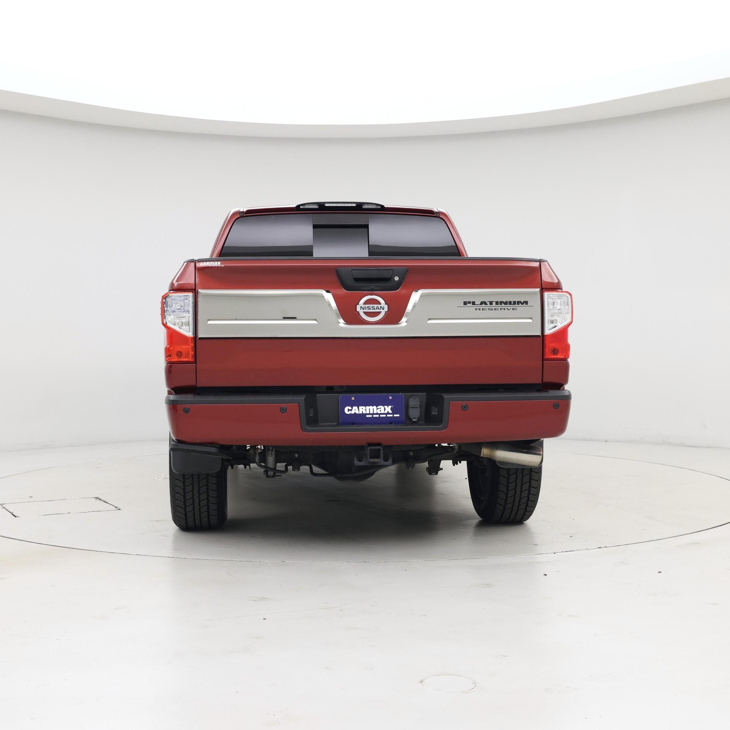 Thumbnail: 2017 Nissan Titan - 6