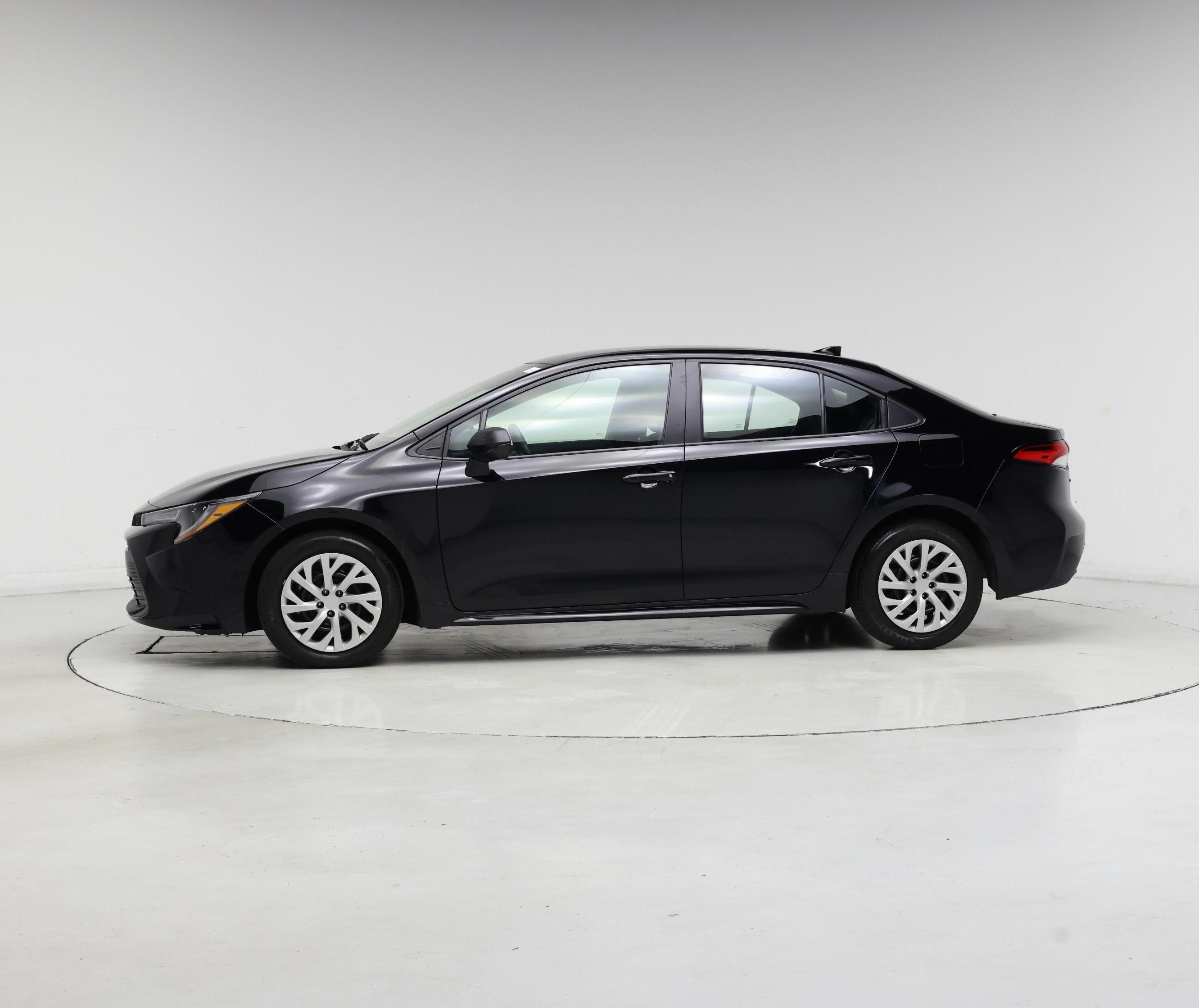 Thumbnail: 2024 Toyota Corolla - 3