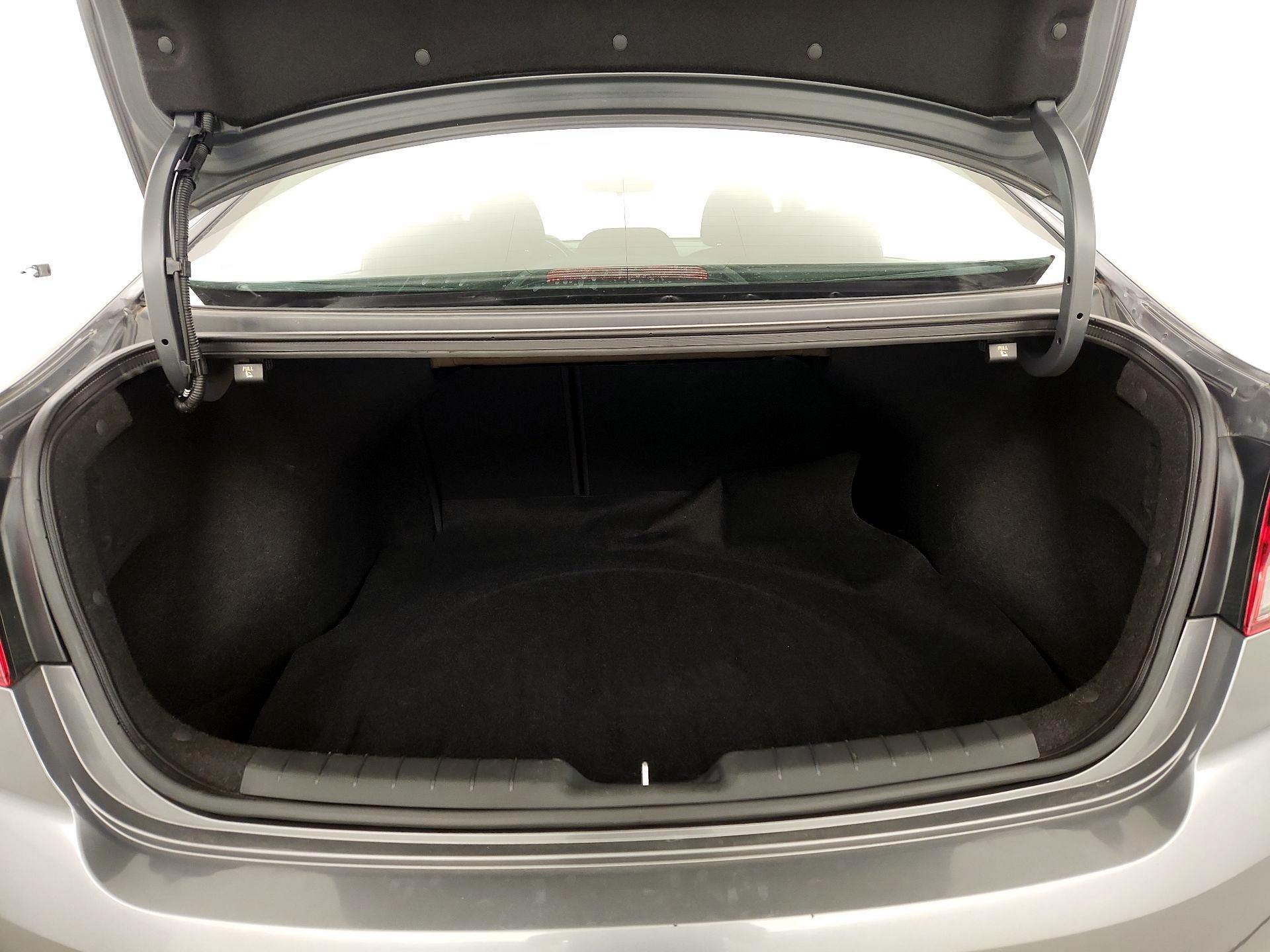 Thumbnail: 2019 Hyundai Elantra - 20