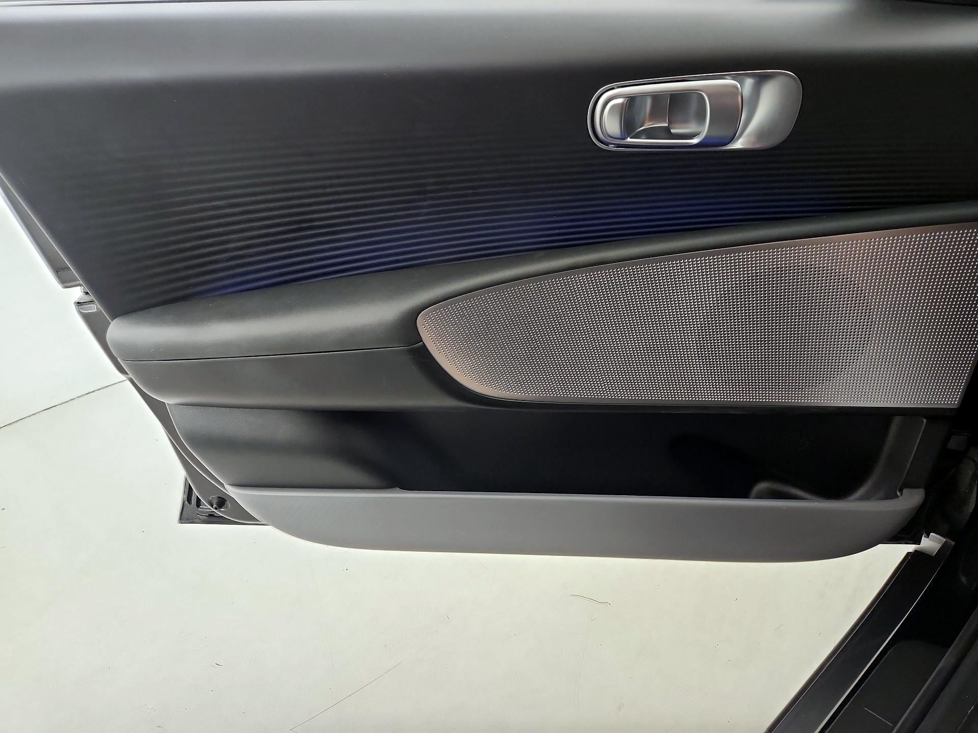 Thumbnail: 2023 Hyundai Ioniq 6 - 12