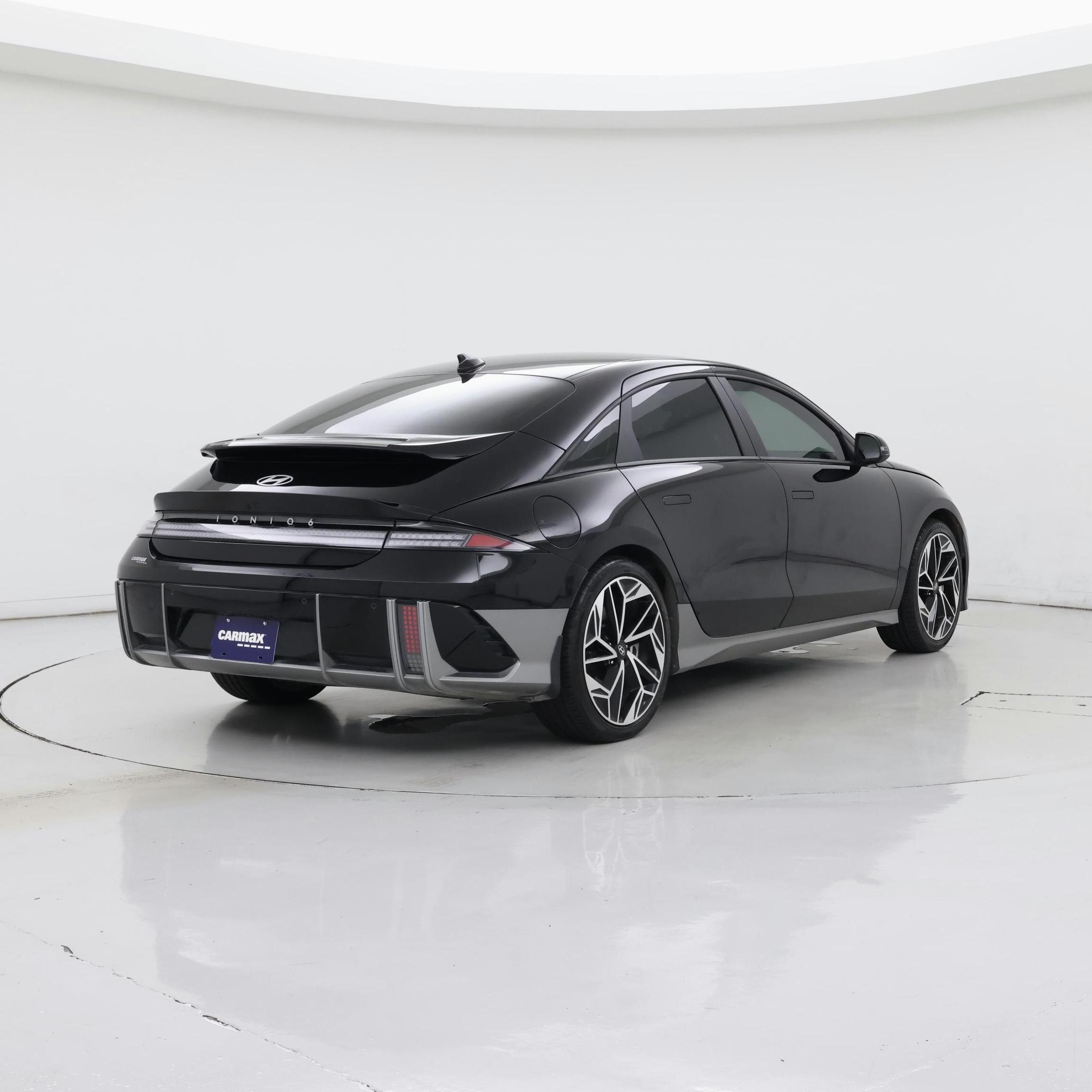 Thumbnail: 2023 Hyundai Ioniq 6 - 8