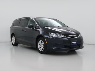 Black 2017 Chrysler Pacifica Touring