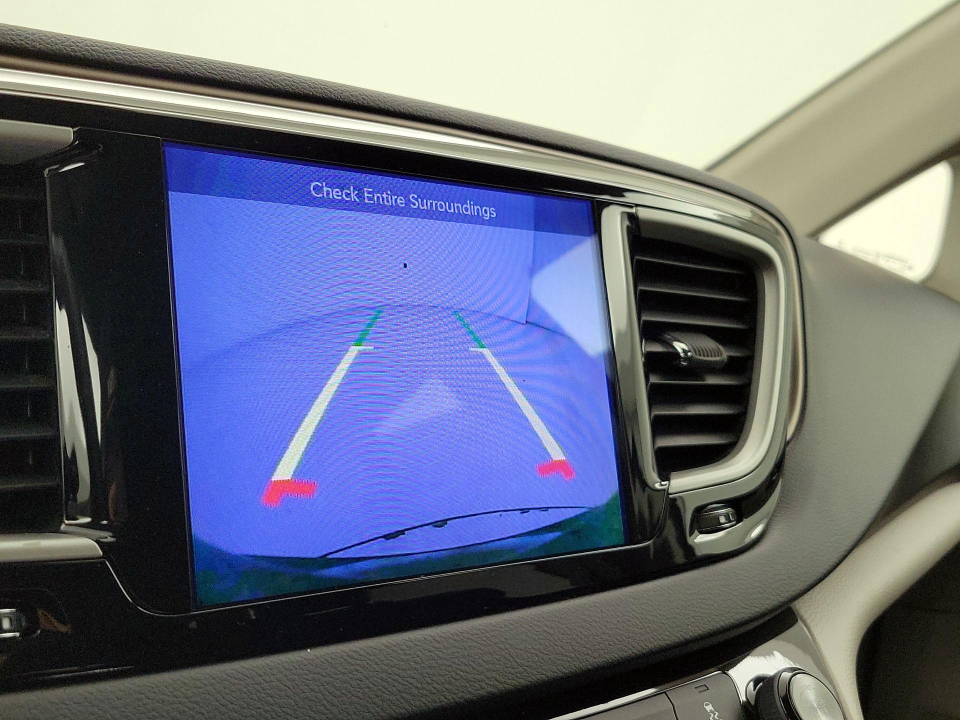 Thumbnail: 2017 Chrysler Pacifica - 14