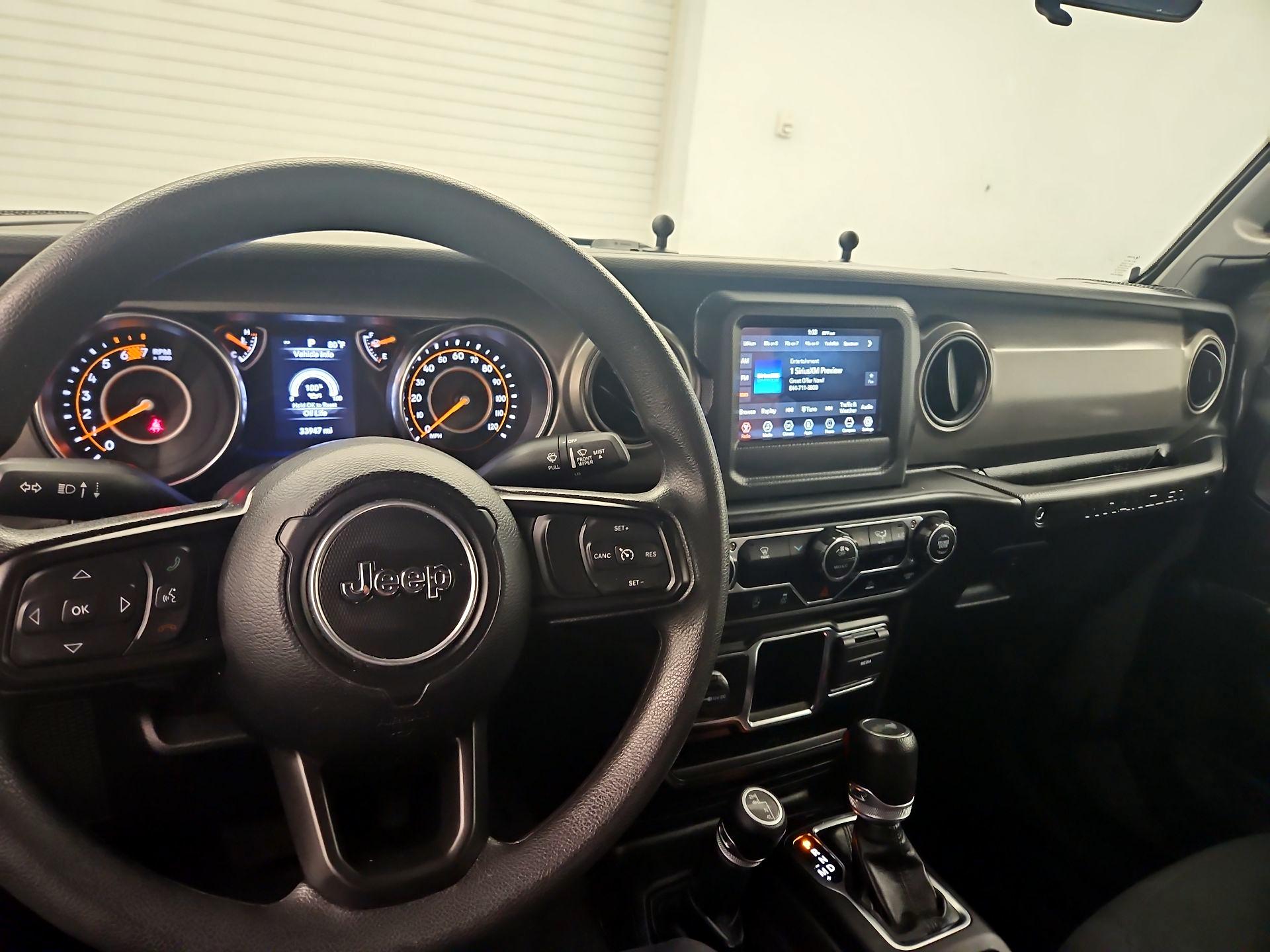 Thumbnail: 2022 Jeep Wrangler - 9
