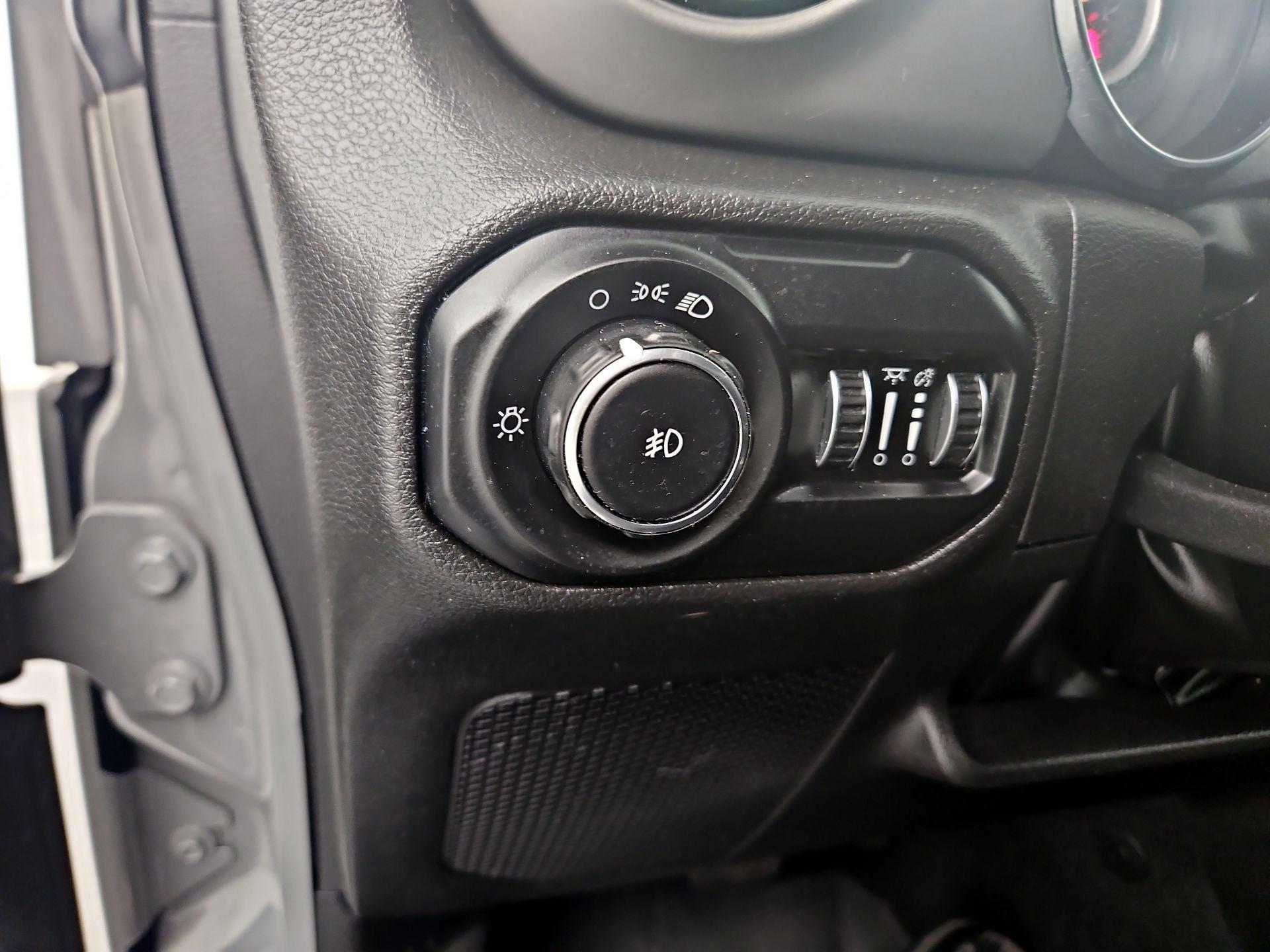 Thumbnail: 2022 Jeep Wrangler - 13