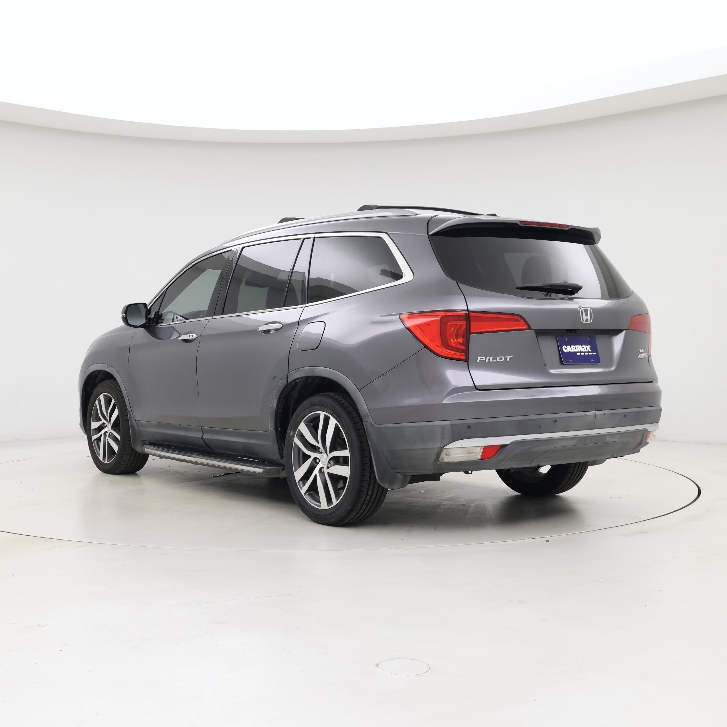Thumbnail: 2016 Honda Pilot - 2