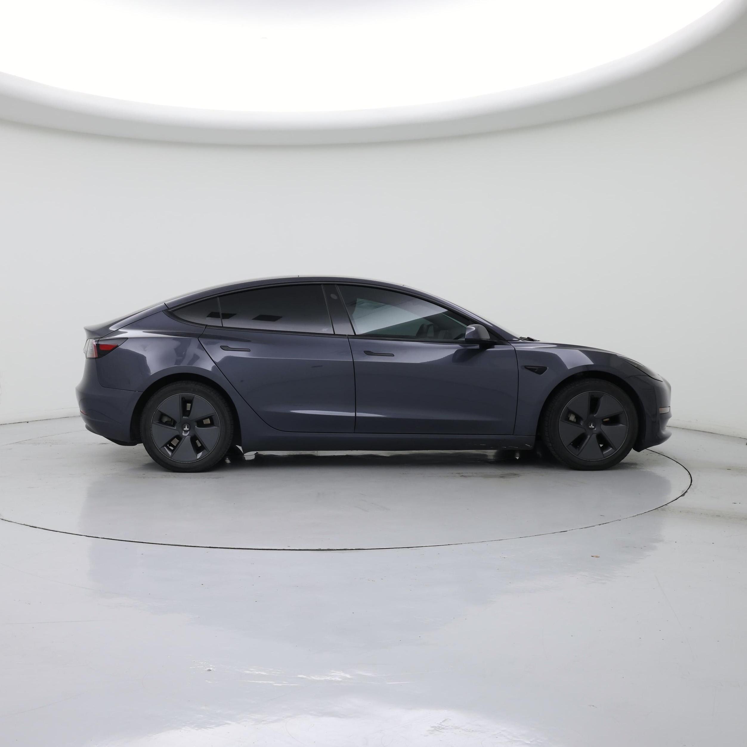Thumbnail: 2023 Tesla Model 3 - 7