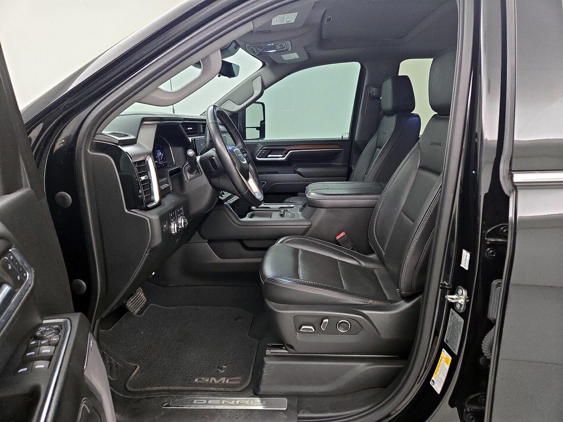 Thumbnail: 2024 GMC Sierra 3500 - 11
