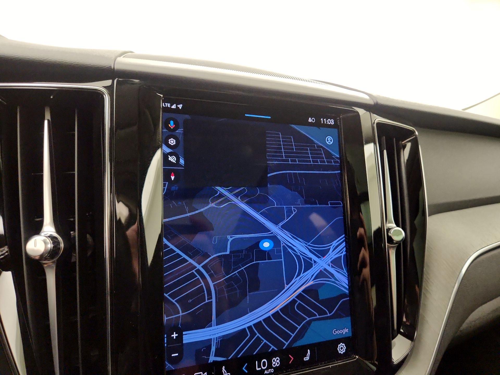 Thumbnail: 2025 Volvo XC60 - 14