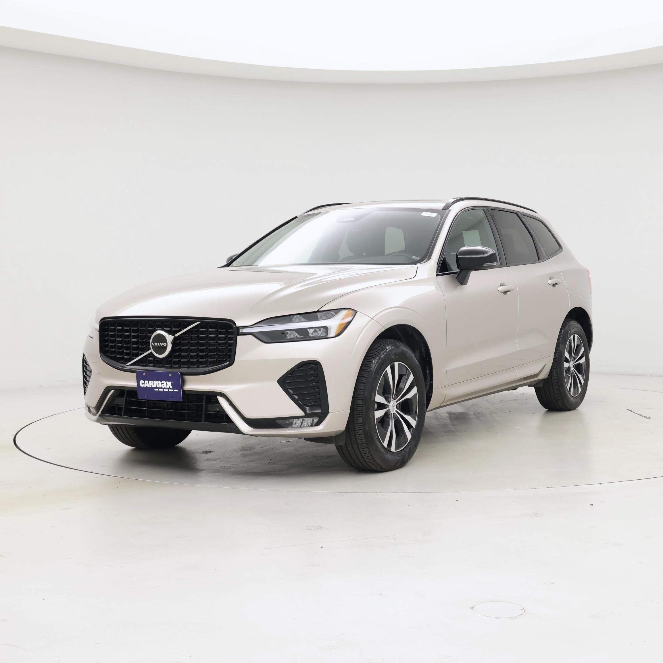 Thumbnail: 2025 Volvo XC60 - 4