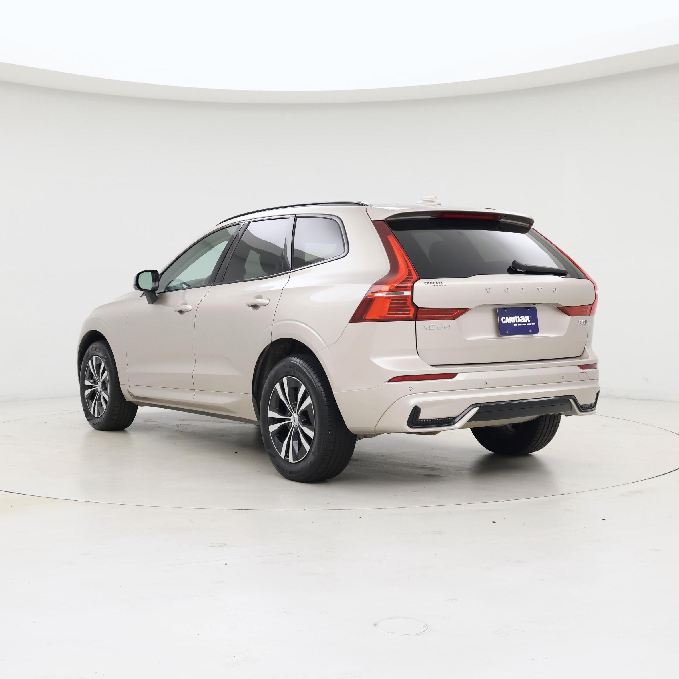 Thumbnail: 2025 Volvo XC60 - 2