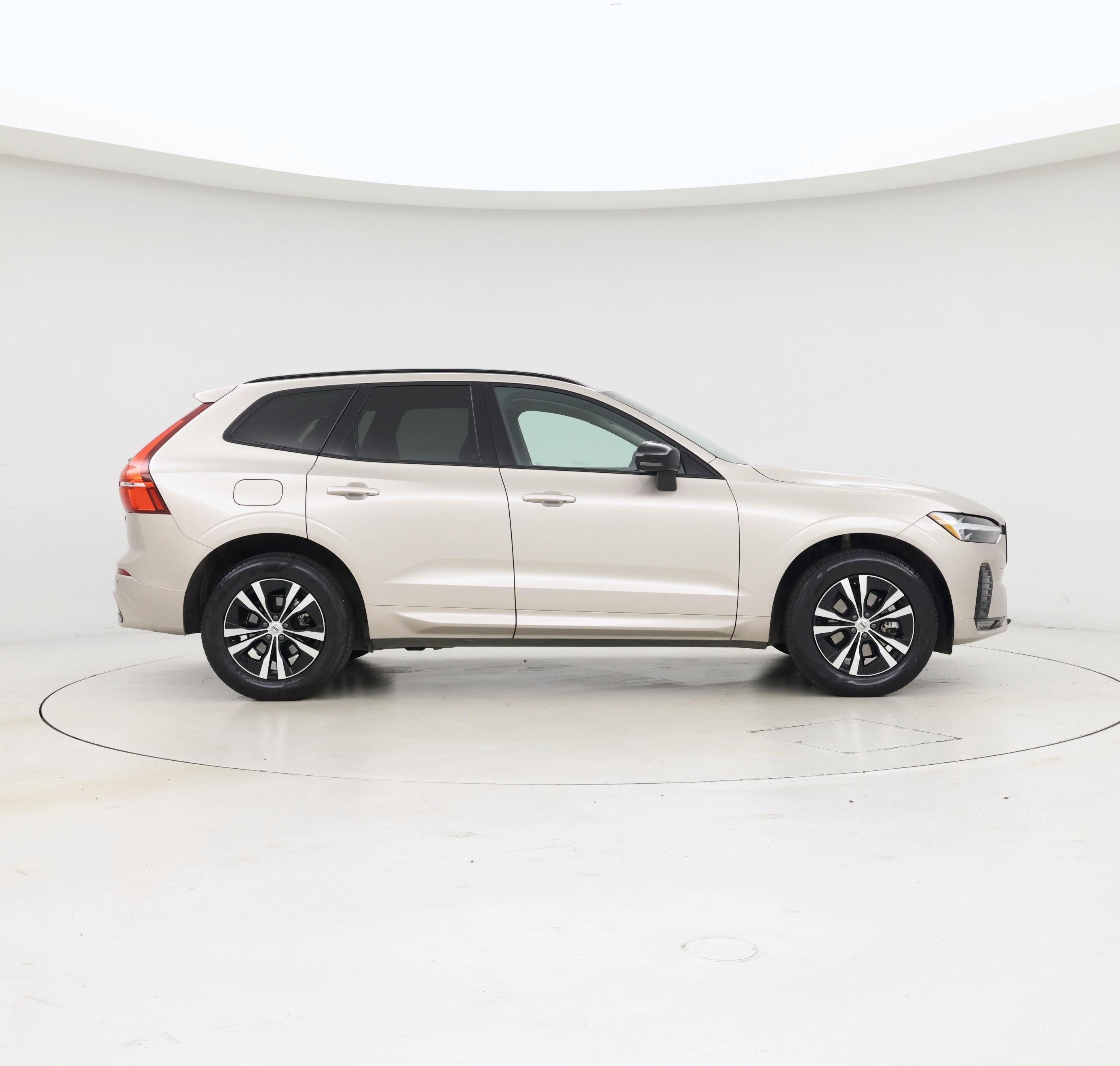 Thumbnail: 2025 Volvo XC60 - 7