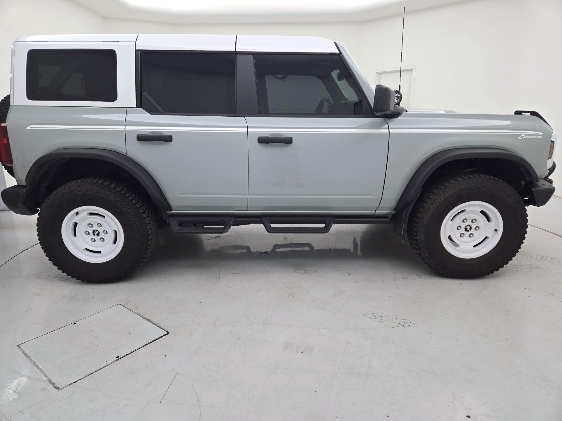Thumbnail: 2023 Ford Bronco - 4