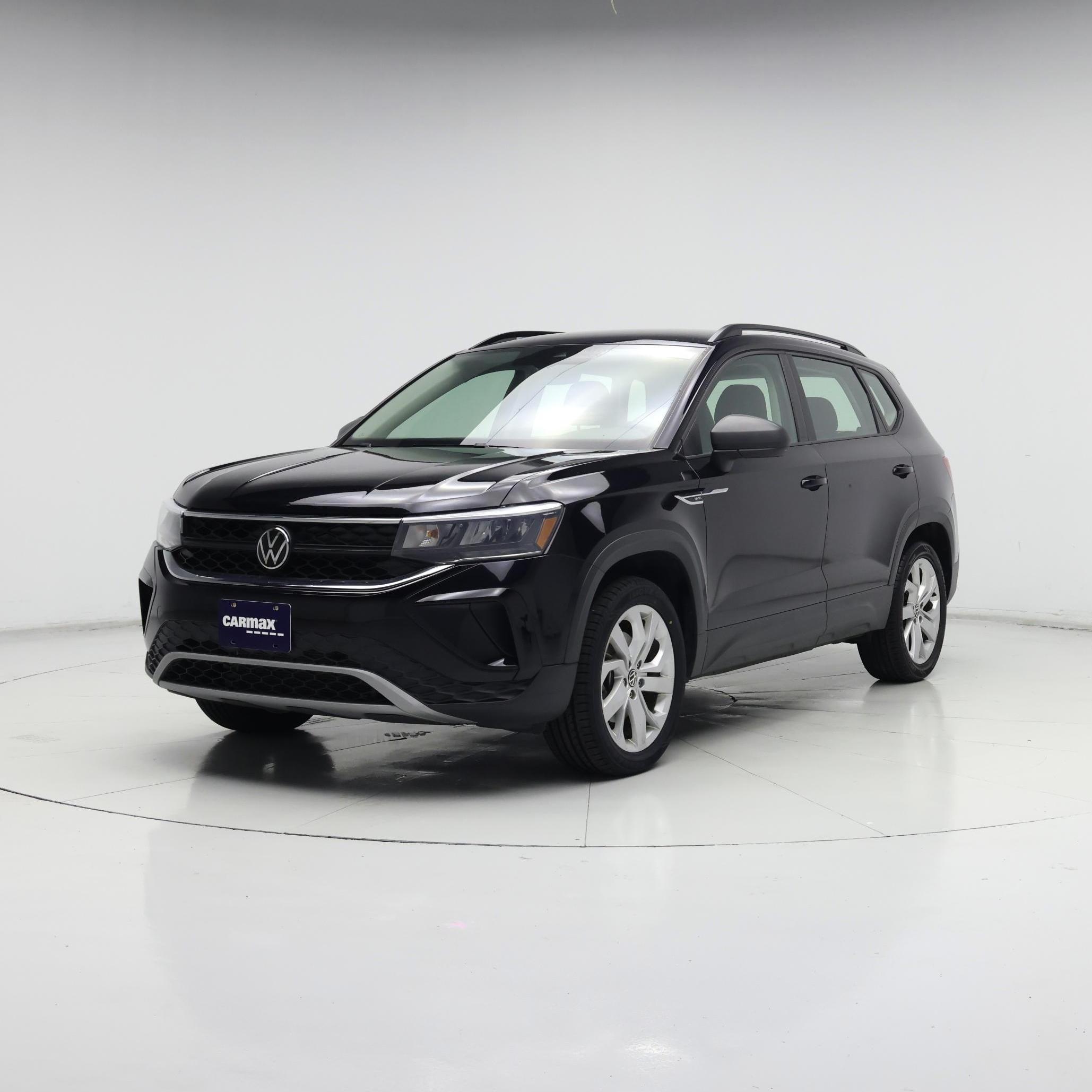 Thumbnail: 2023 Volkswagen Taos - 4