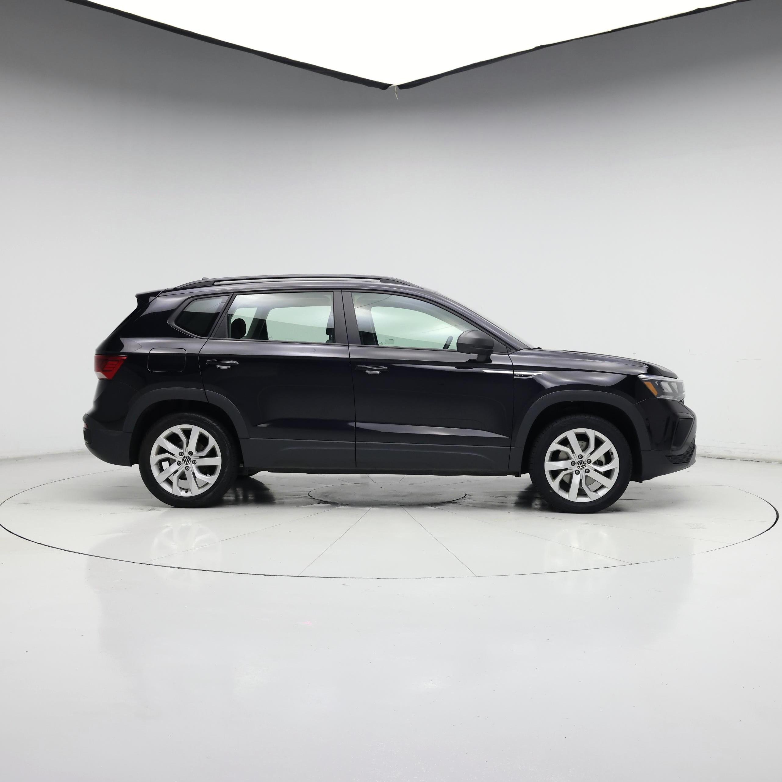 Thumbnail: 2023 Volkswagen Taos - 7