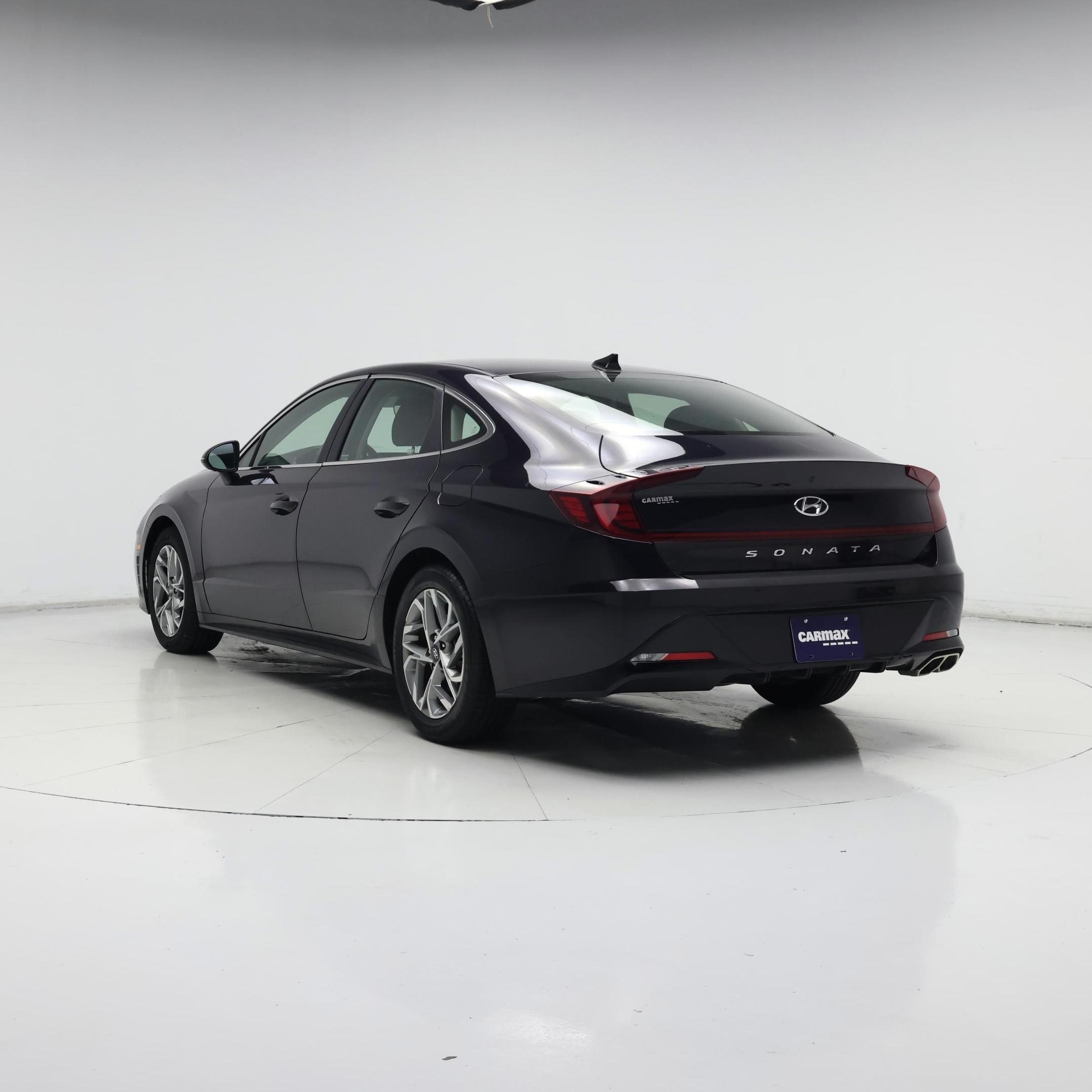 Thumbnail: 2023 Hyundai Sonata - 2