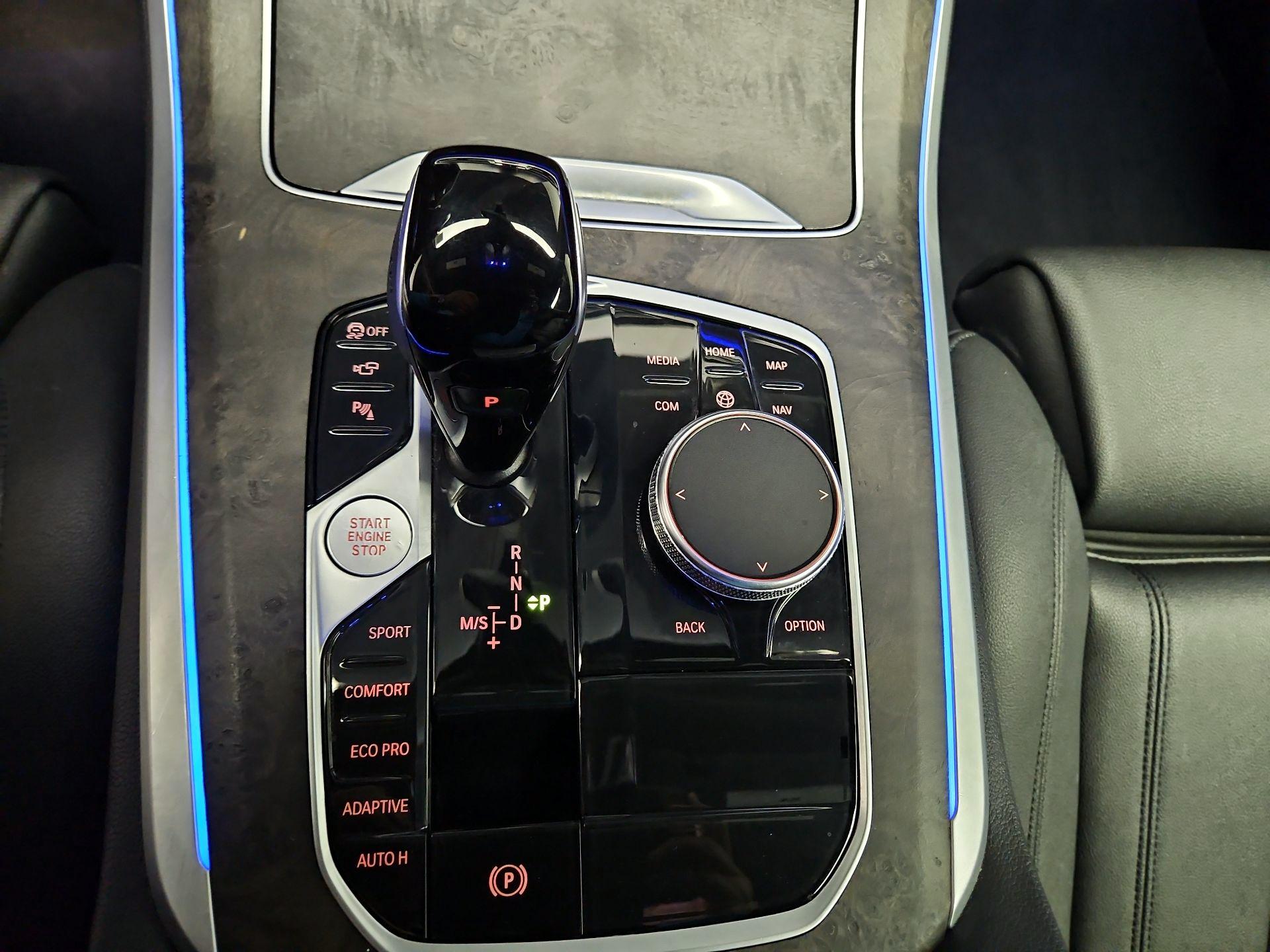 Thumbnail: 2022 BMW X5 - 18